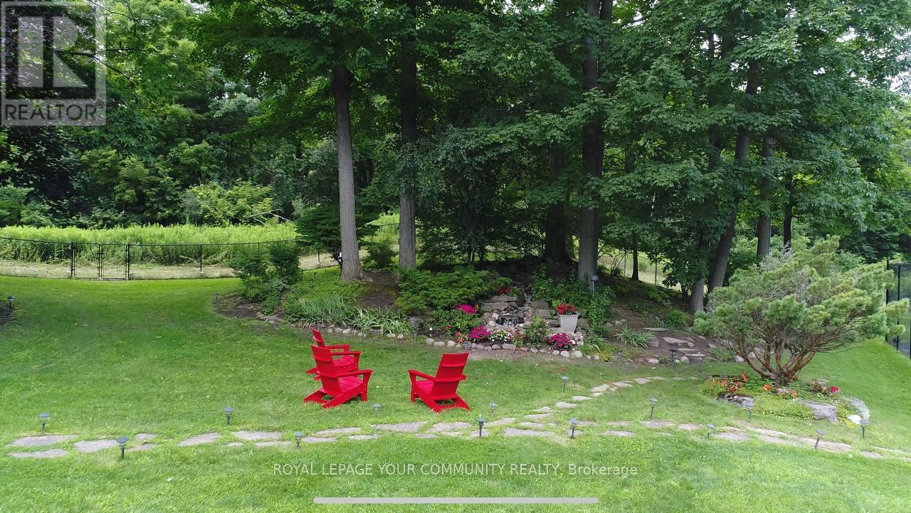 Photo 44 of 76 Silver Fox Place, Vaughan ON