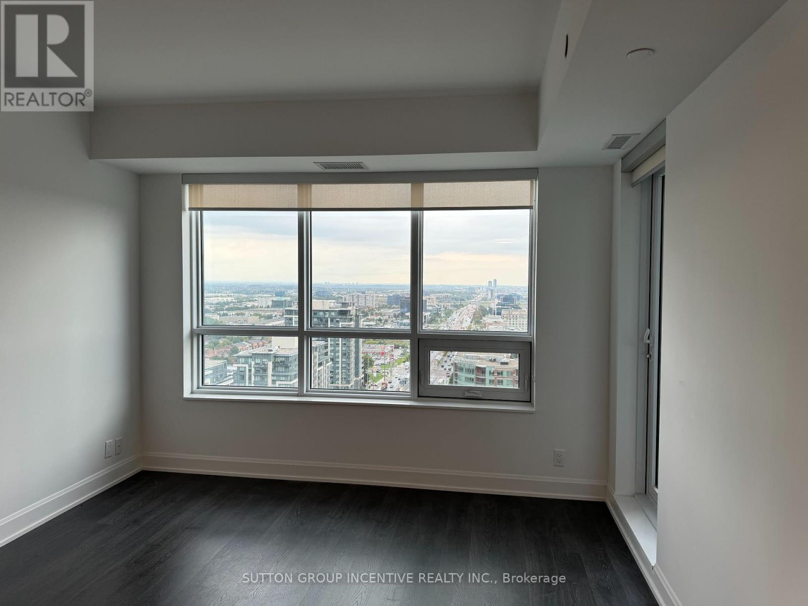 Photo 5 of 2203 38 Gandhi Lane, Markham ON