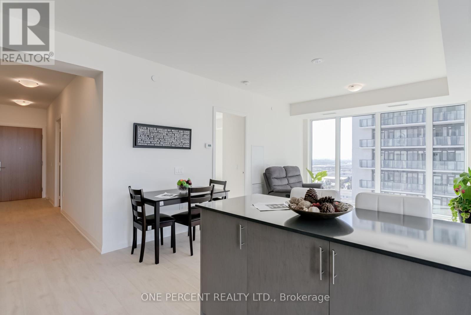 Photo 14 of 1910 8960 Jane Street, Vaughan ON