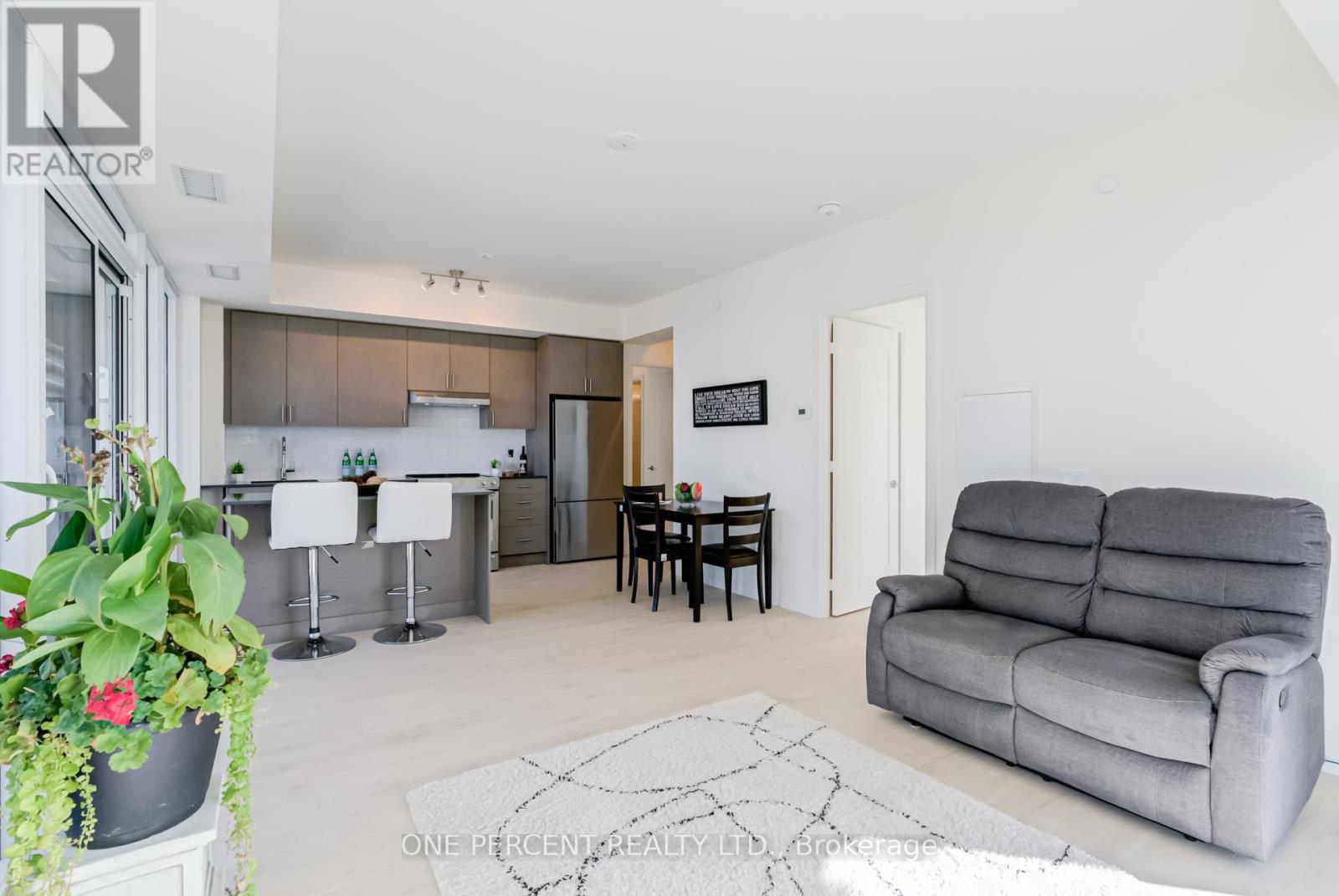 Photo 19 of 1910 8960 Jane Street, Vaughan ON