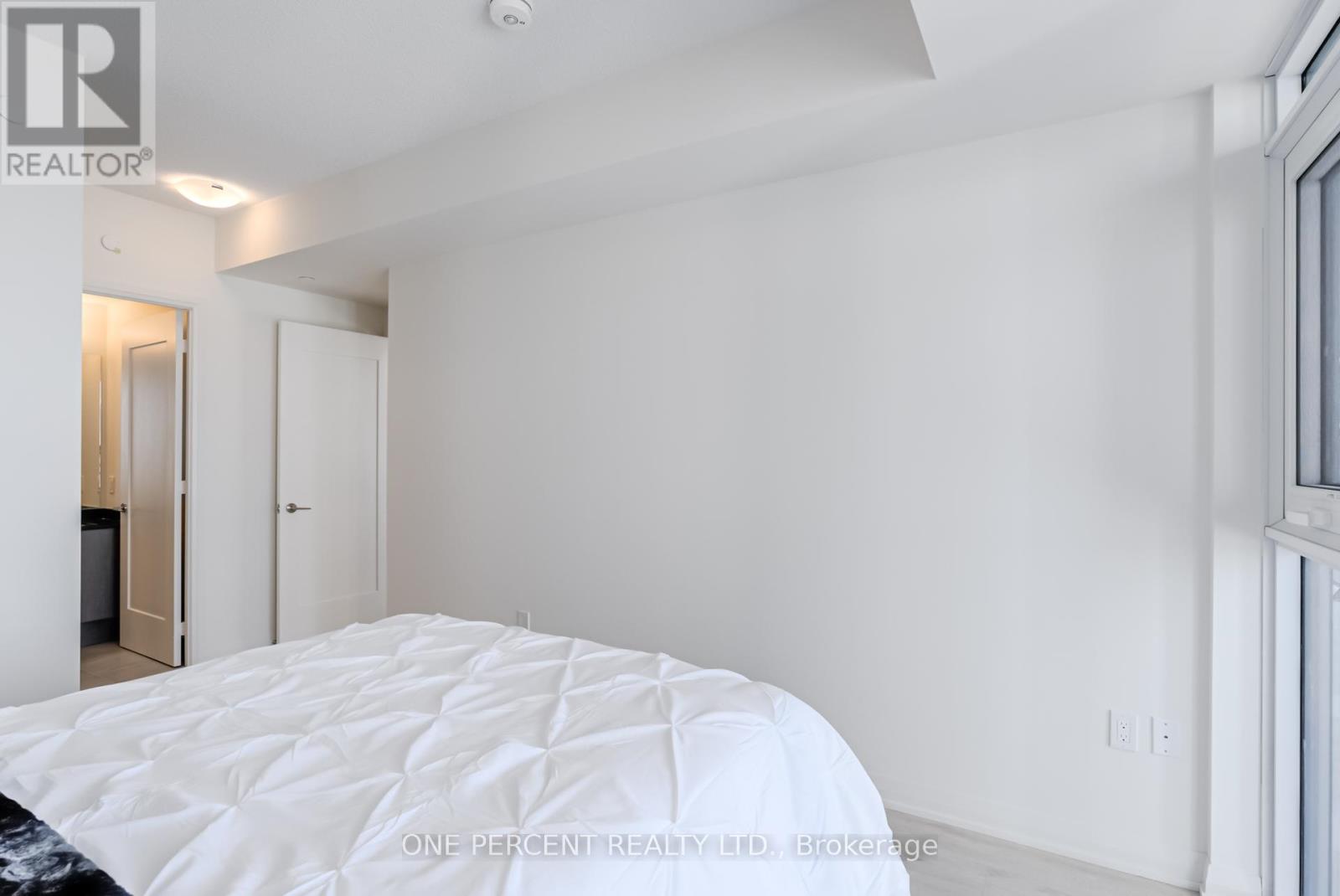 Photo 28 of 1910 8960 Jane Street, Vaughan ON