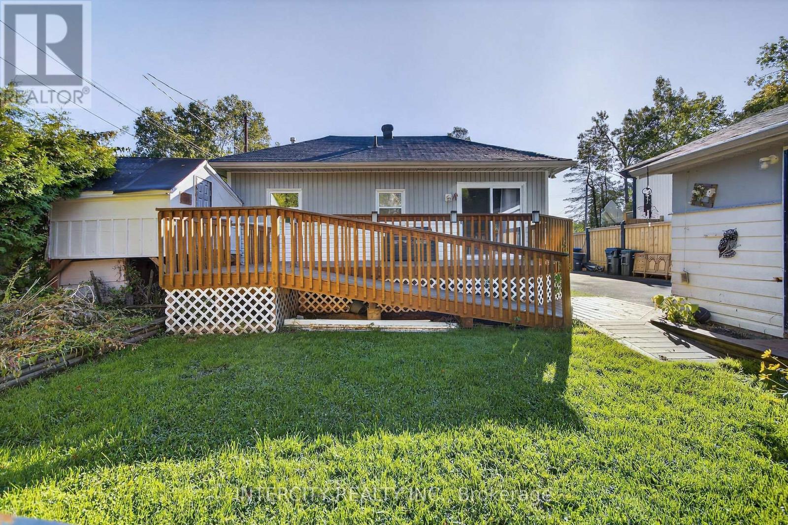 Photo 31 of 2152 25 Side Road, Innisfil ON
