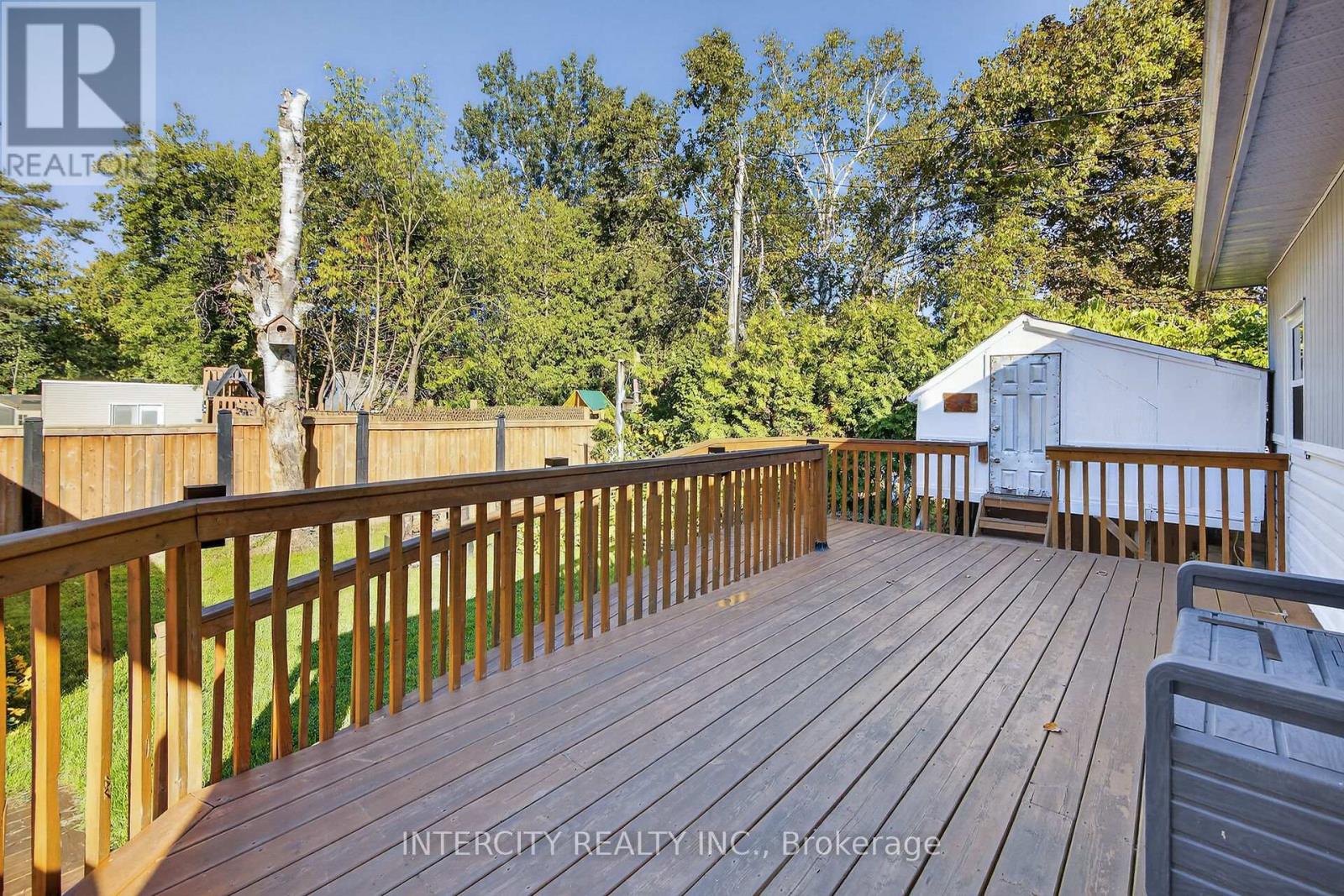 Photo 35 of 2152 25 Side Road, Innisfil ON