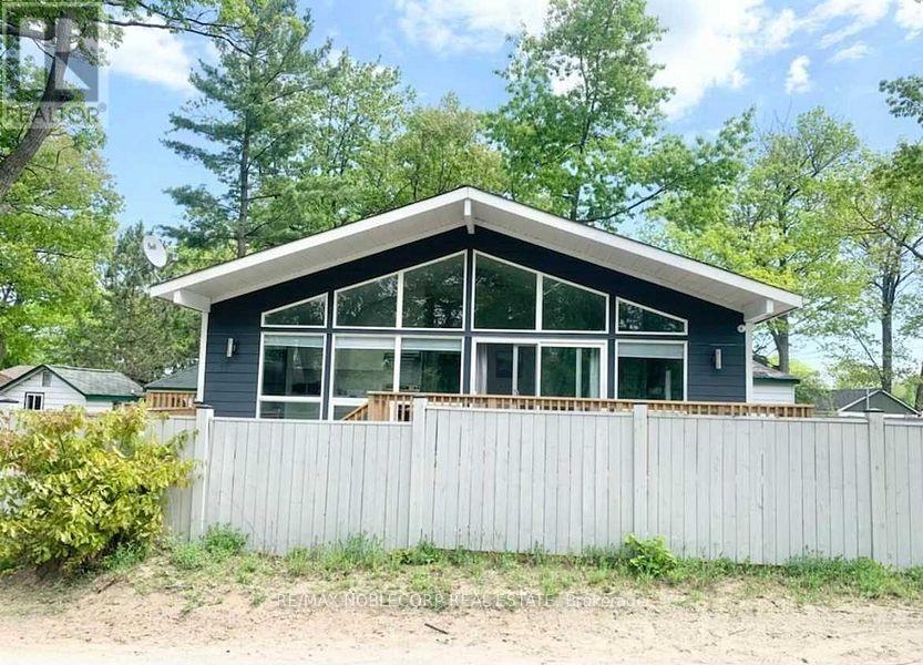 Photo 16 of 11 13 Th St S Street, Wasaga Beach ON