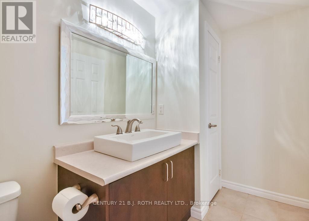 Photo 13 of 2 87 Goodwin Drive, Barrie ON
