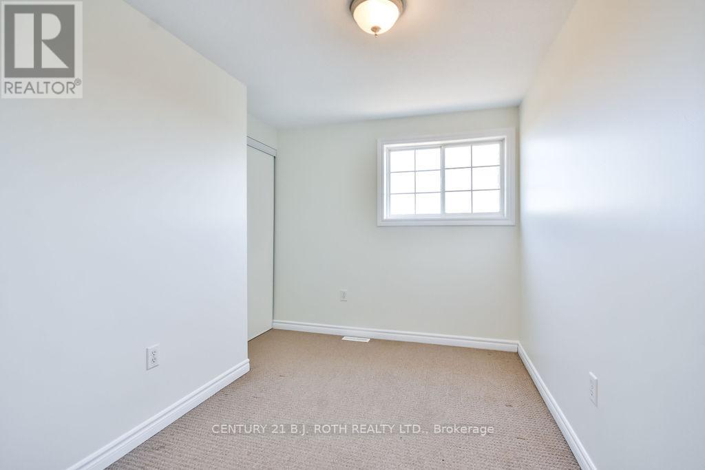 Photo 14 of 2 87 Goodwin Drive, Barrie ON