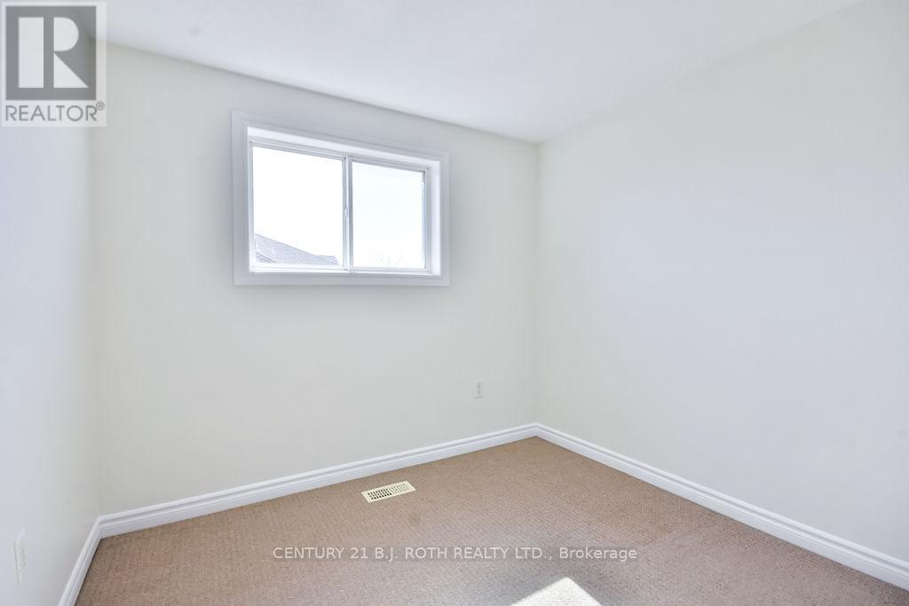 Photo 16 of 2 87 Goodwin Drive, Barrie ON