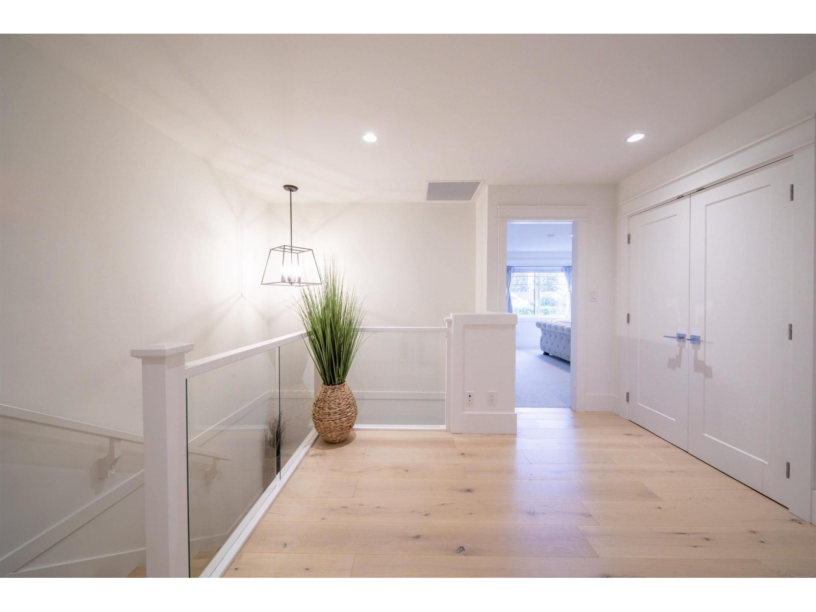 Photo 10 of 3 8425 Venture Way, Surrey BC