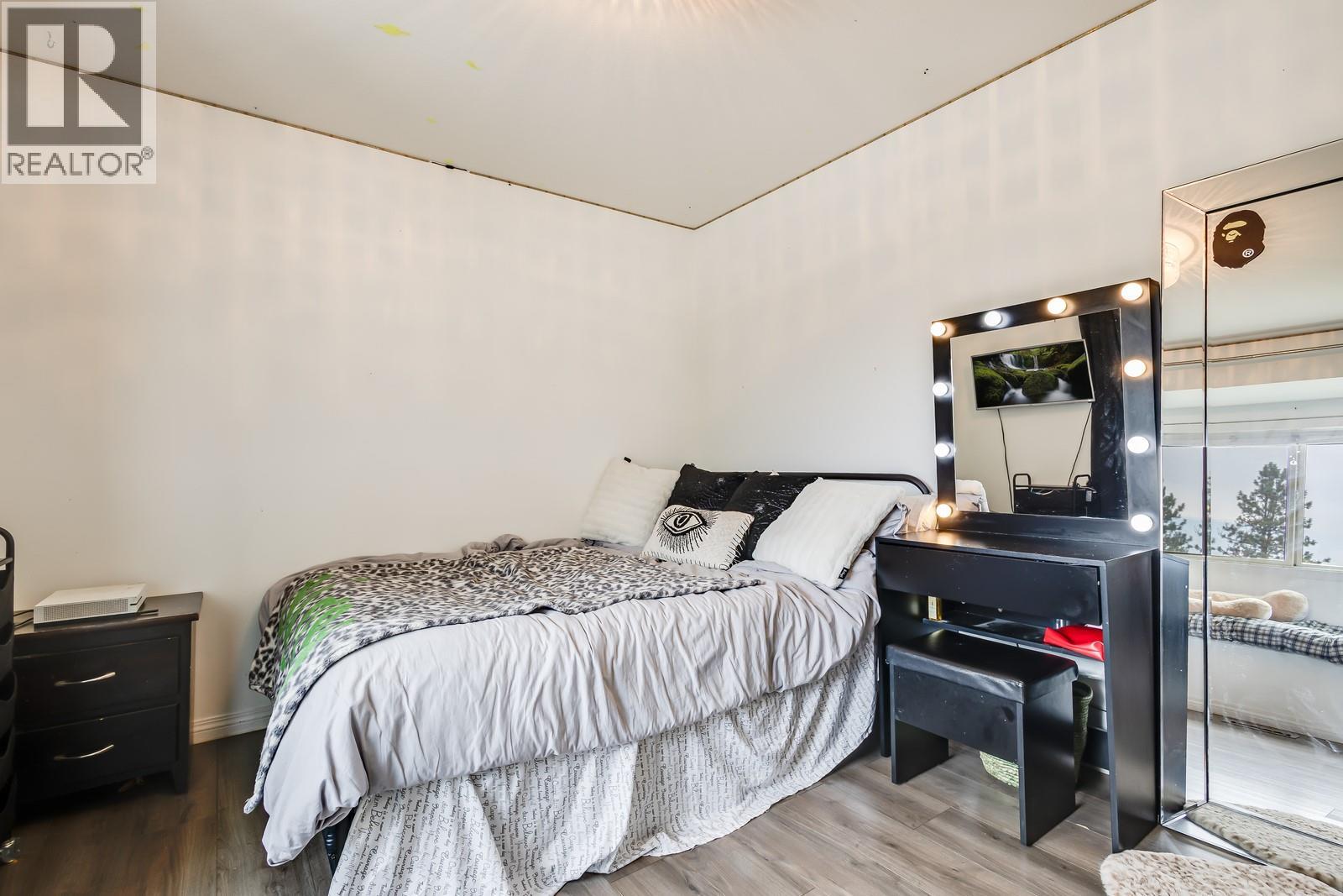  2916 Bentley Road, West Kelowna