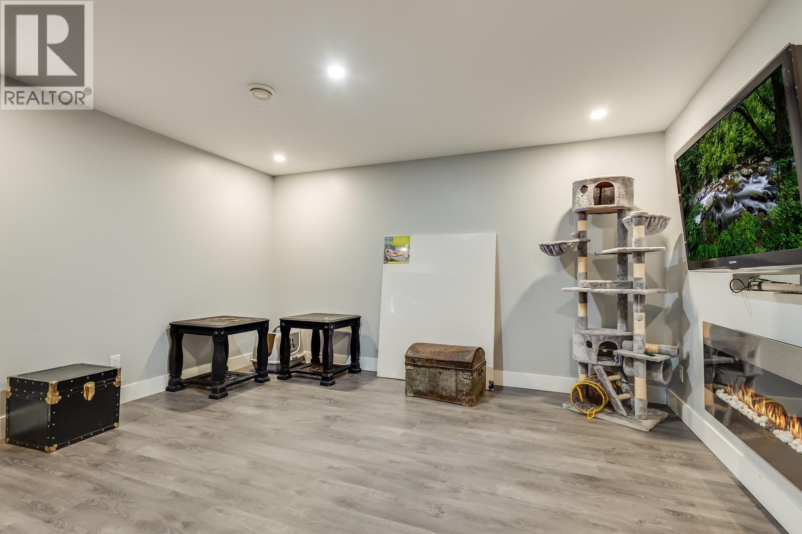  2916 Bentley Road, West Kelowna