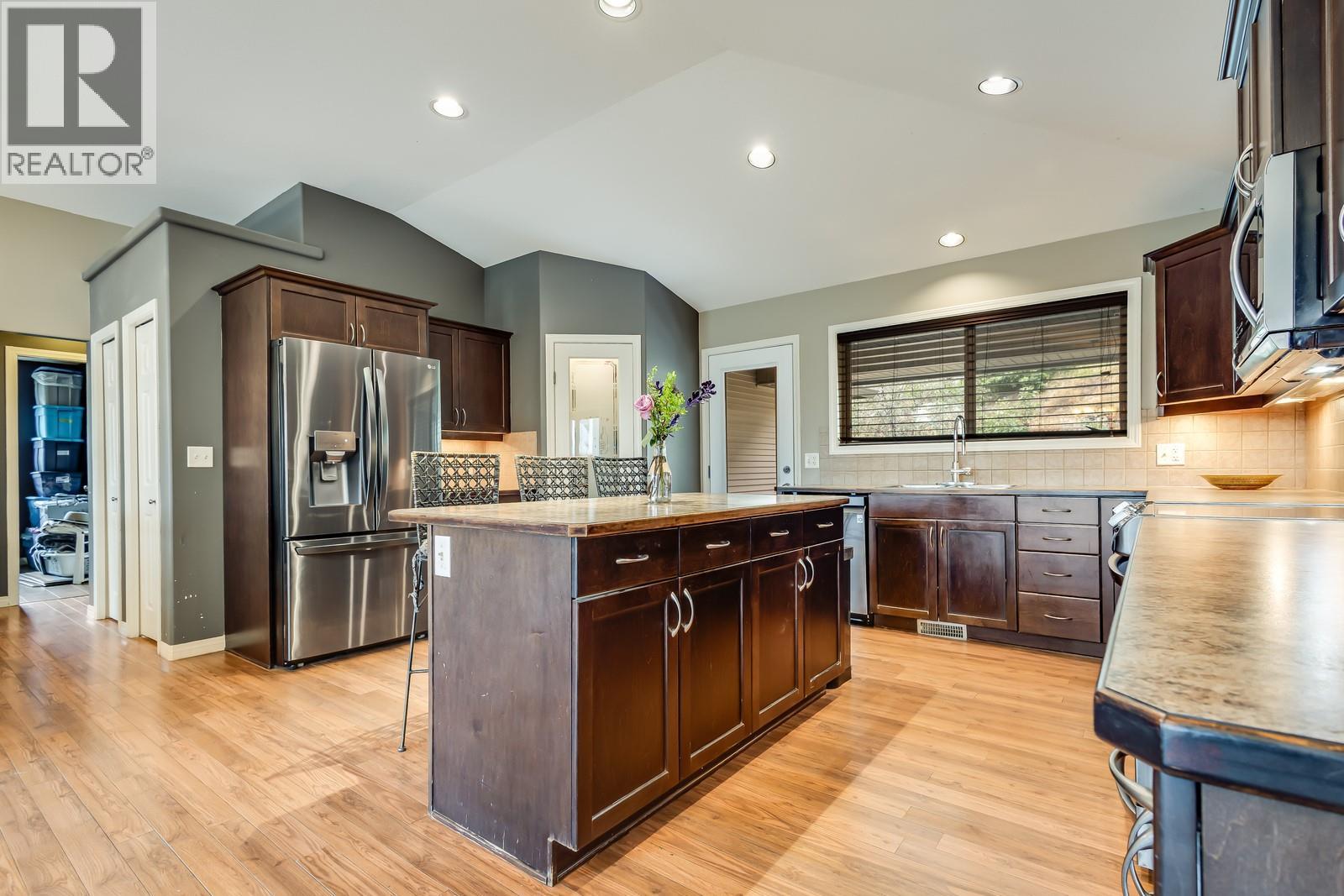  2916 Bentley Road, West Kelowna
