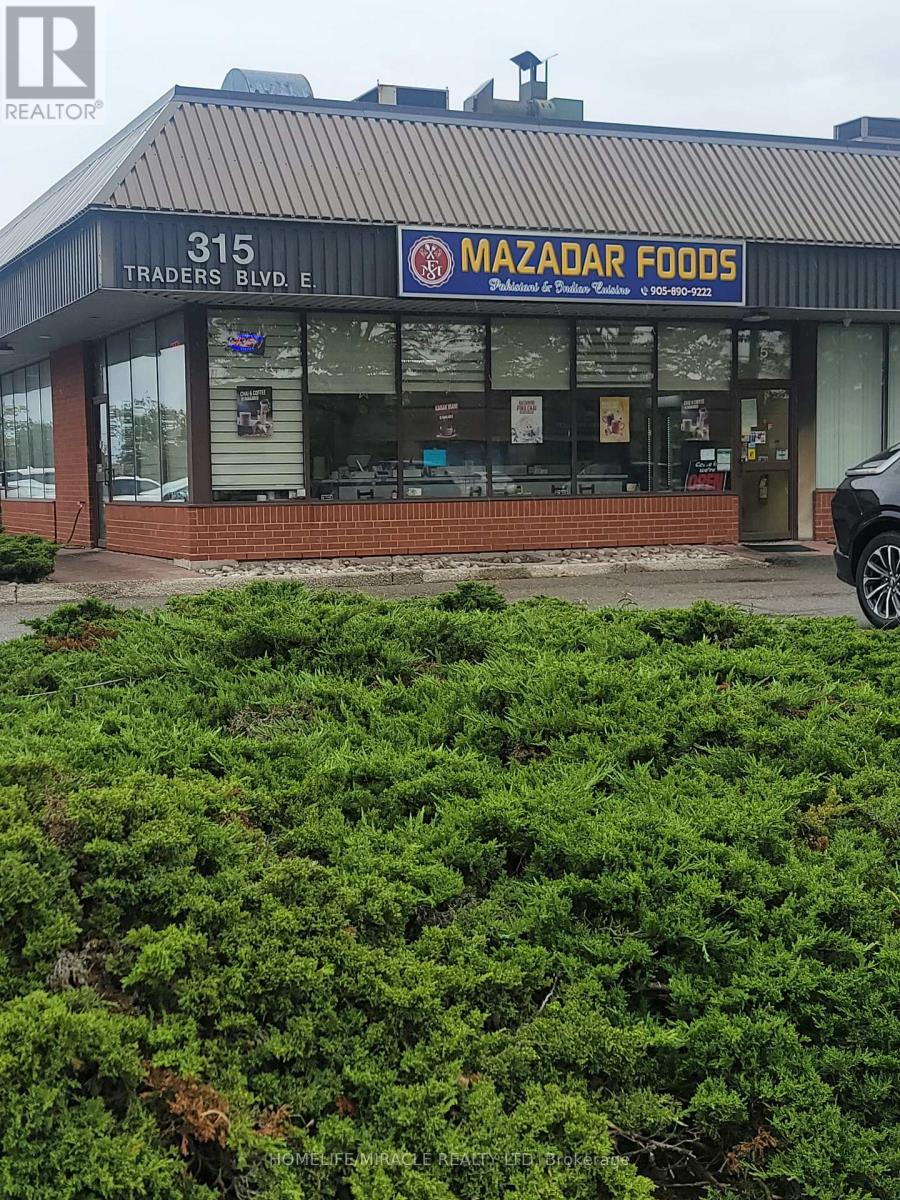 Photo 36 of 315 Traders Boulevard, Mississauga ON
