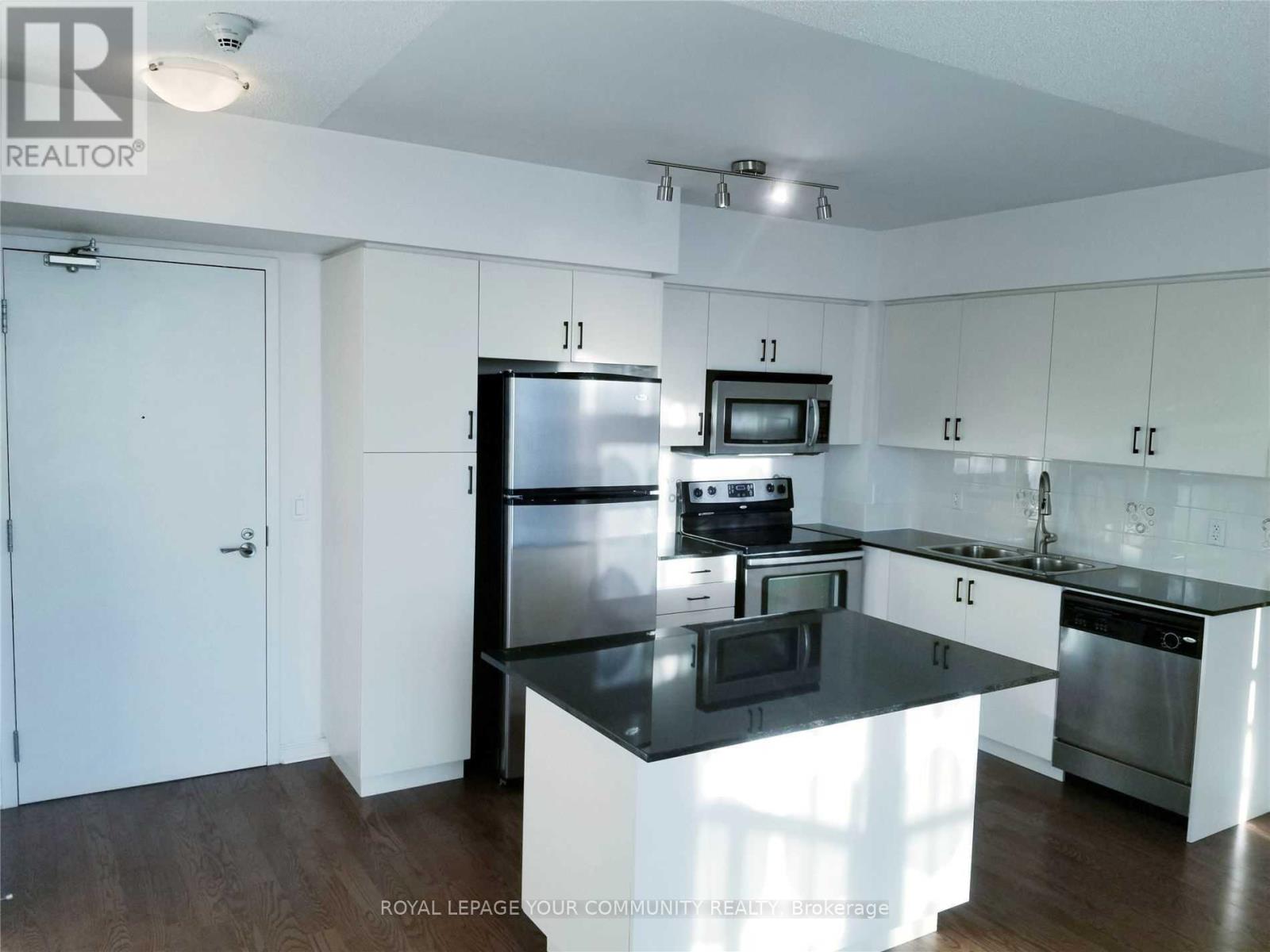 Photo 6 of 1603 15 Legion Road, Toronto ON