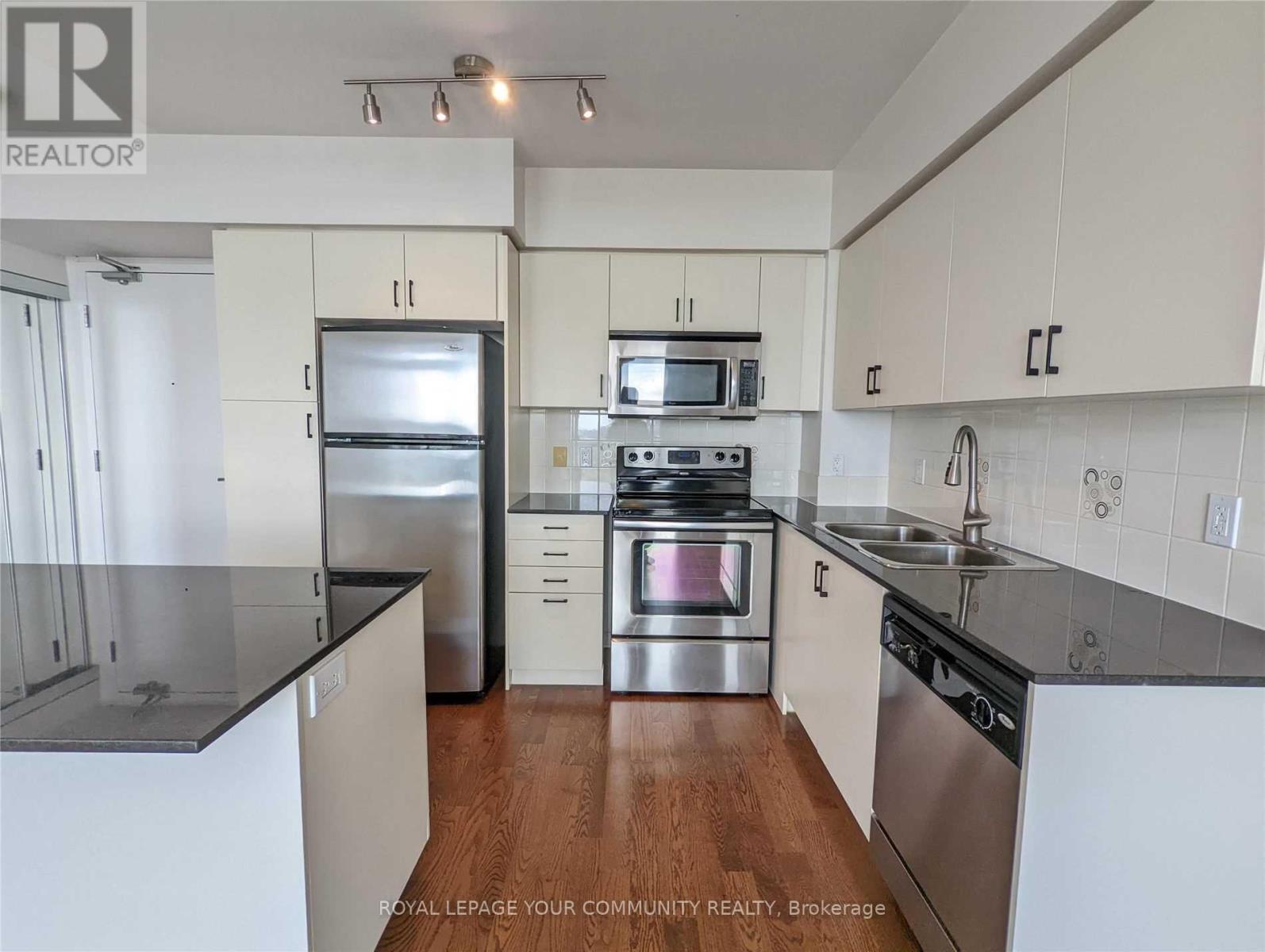 Photo 7 of 1603 15 Legion Road, Toronto ON