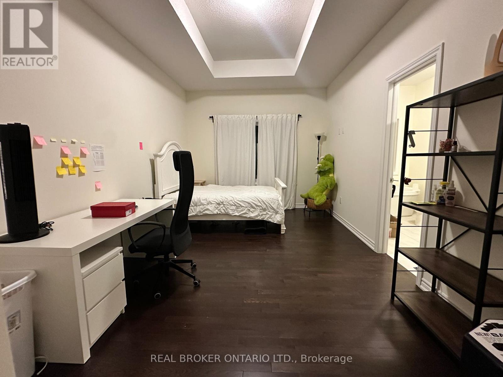 Photo 10 of 185 Hayrake Street, Brampton ON