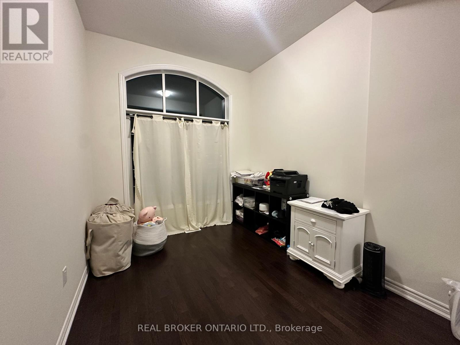 Photo 16 of 185 Hayrake Street, Brampton ON