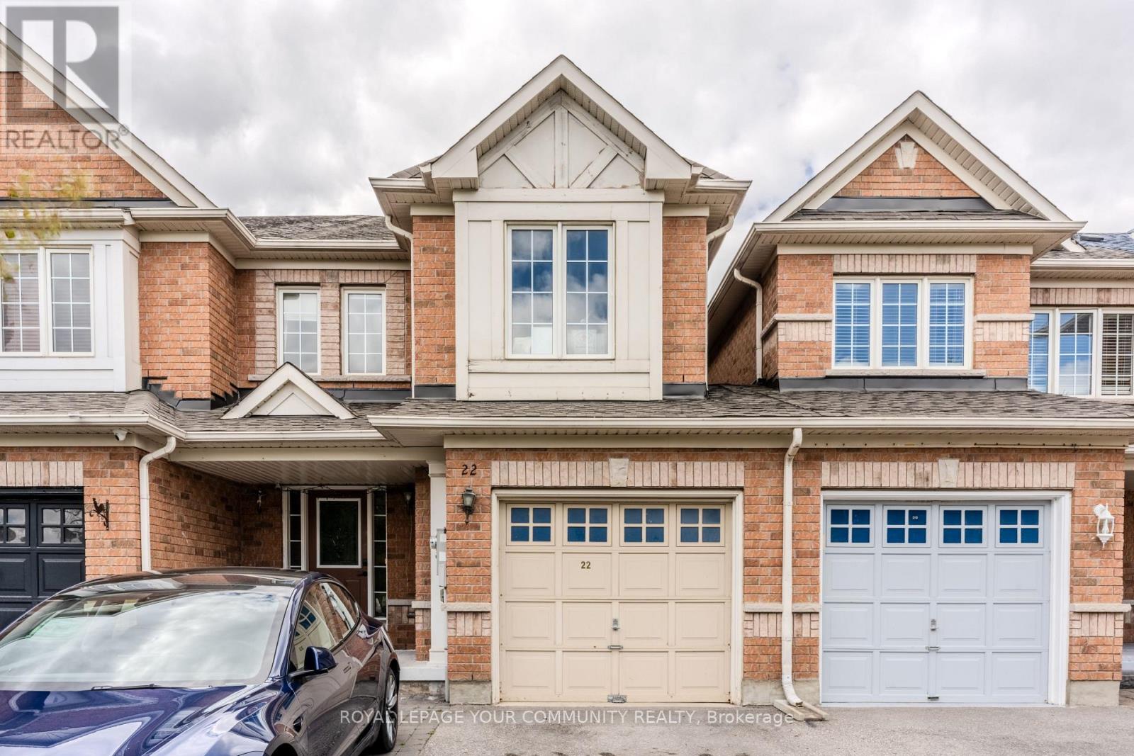 Photo 1 of 22 Panama Place, Brampton ON