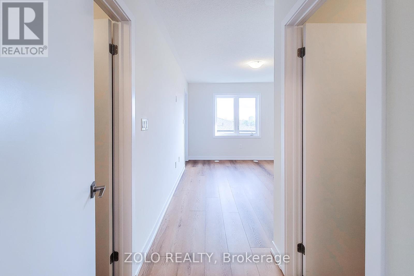 Photo 29 of 1364 Kaniv Street, Oakville ON