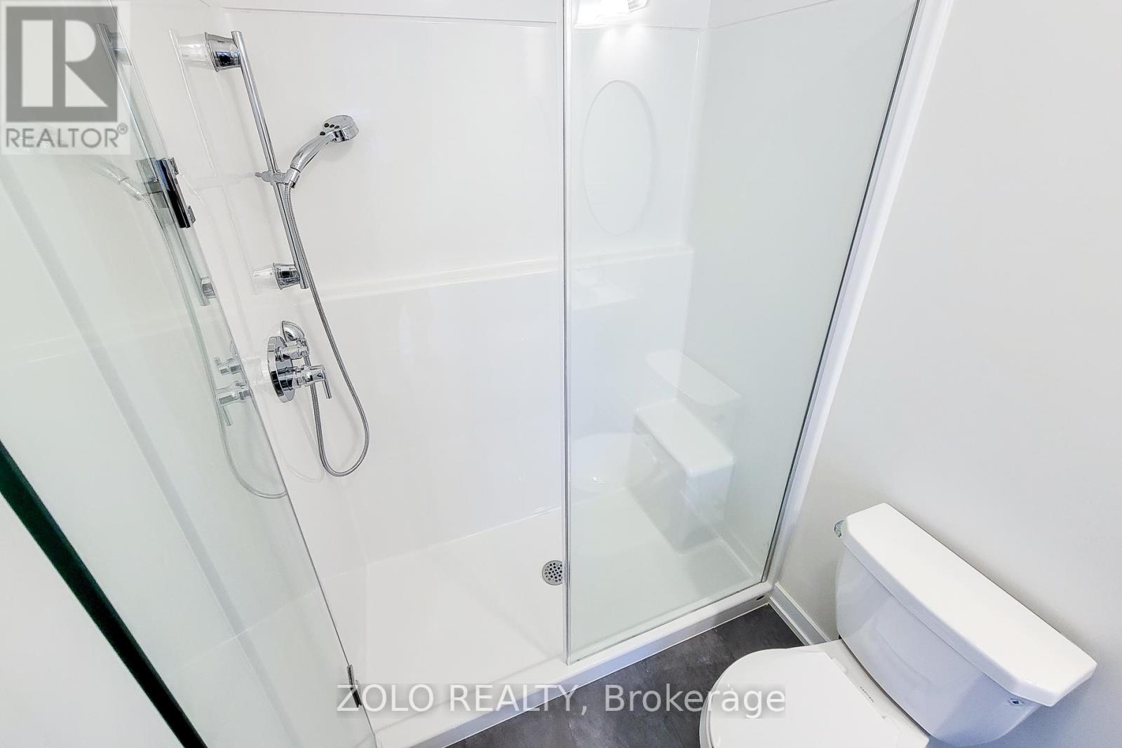 Photo 40 of 1364 Kaniv Street, Oakville ON