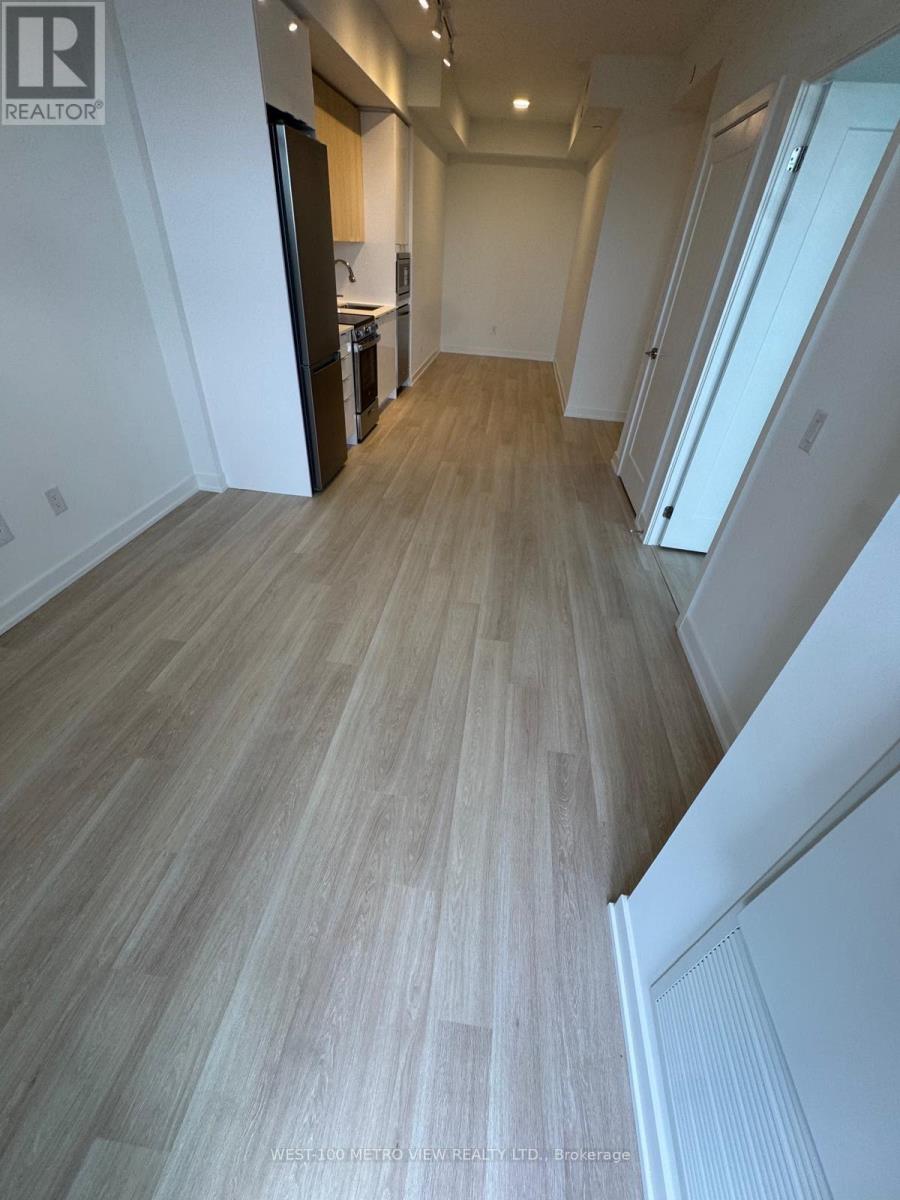 Photo 5 of 1912 5105 Hurontario Street S, Mississauga ON