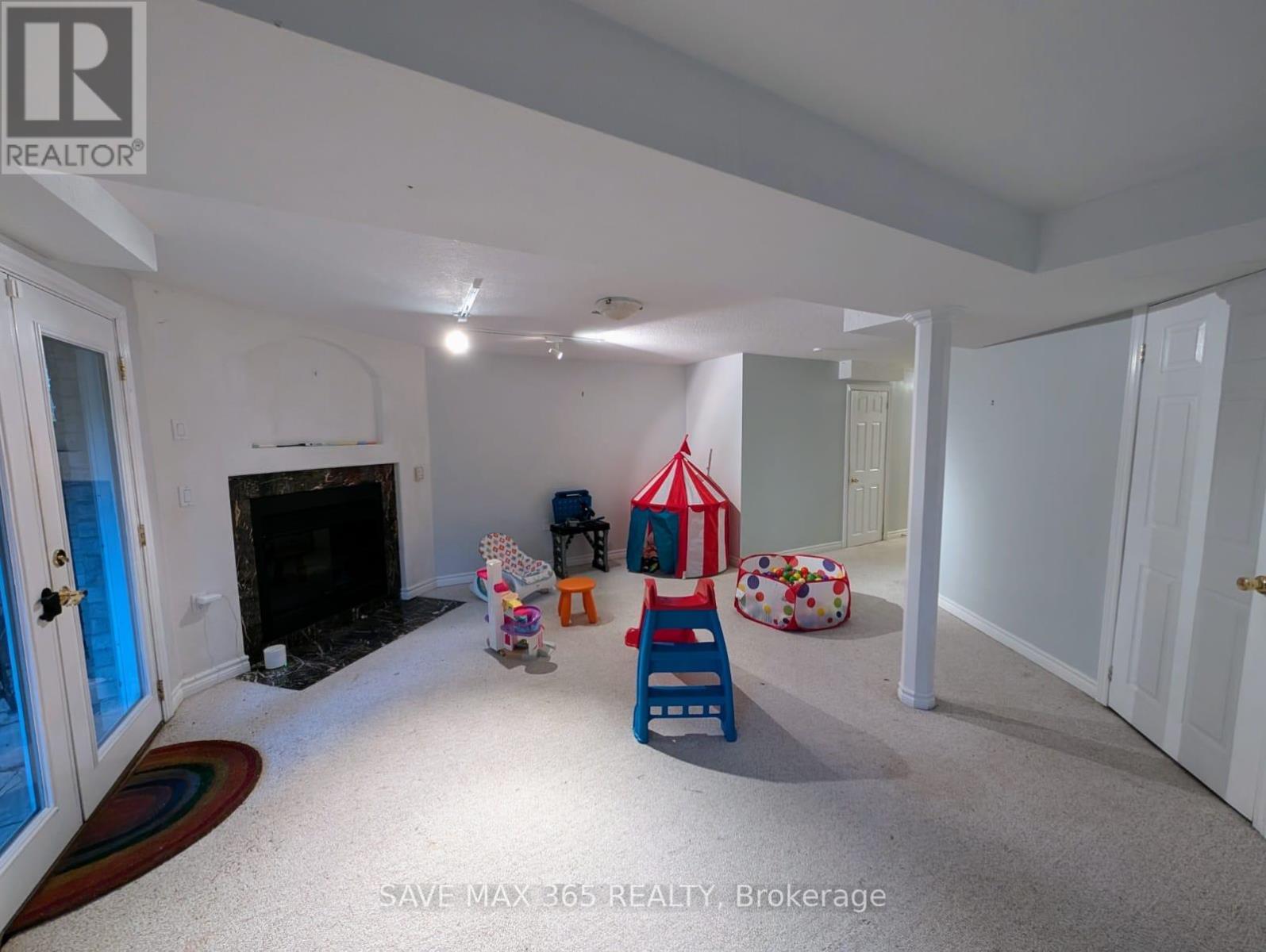 Photo 24 of 2238 Leominster Drive, Burlington ON