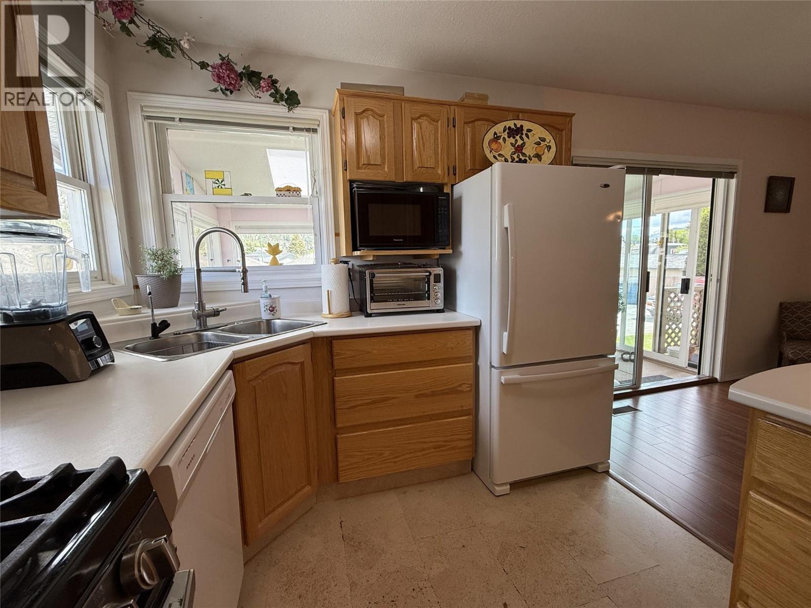 1717 GRANITE Avenue Unit# 1, Merritt