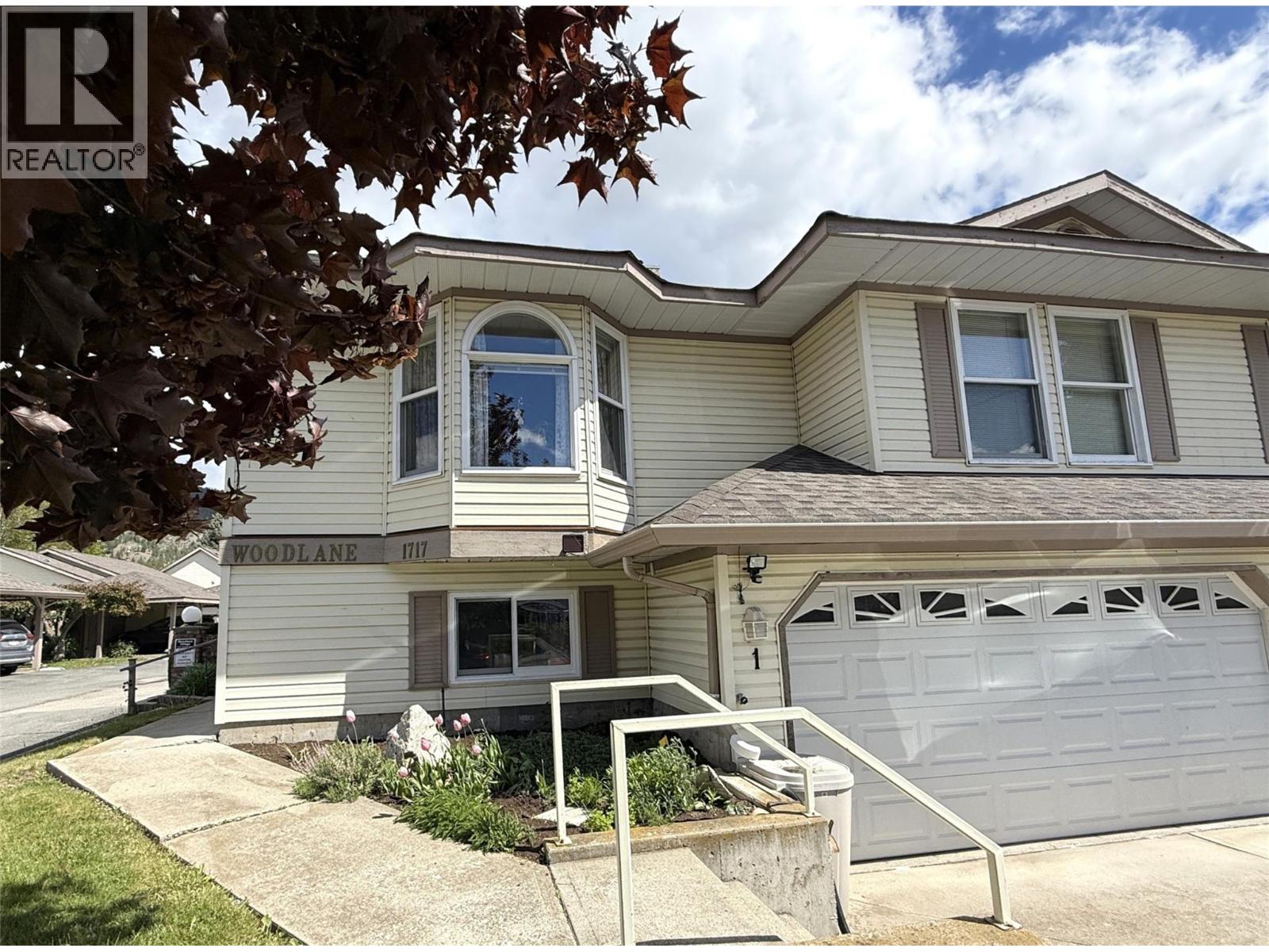 1717 GRANITE Avenue Unit# 1, Merritt