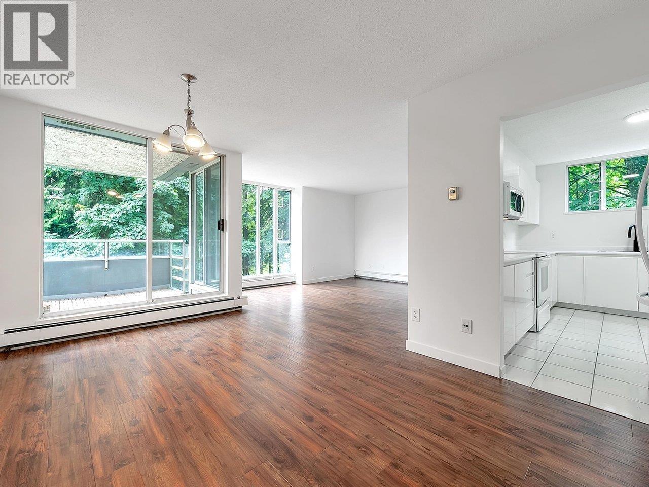 Photo 13 of 307 3061 E Kent Avenue North, Vancouver BC