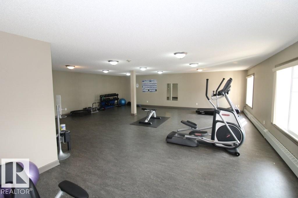 Photo 17 of 111 2204 44 Av Nw, Edmonton AB