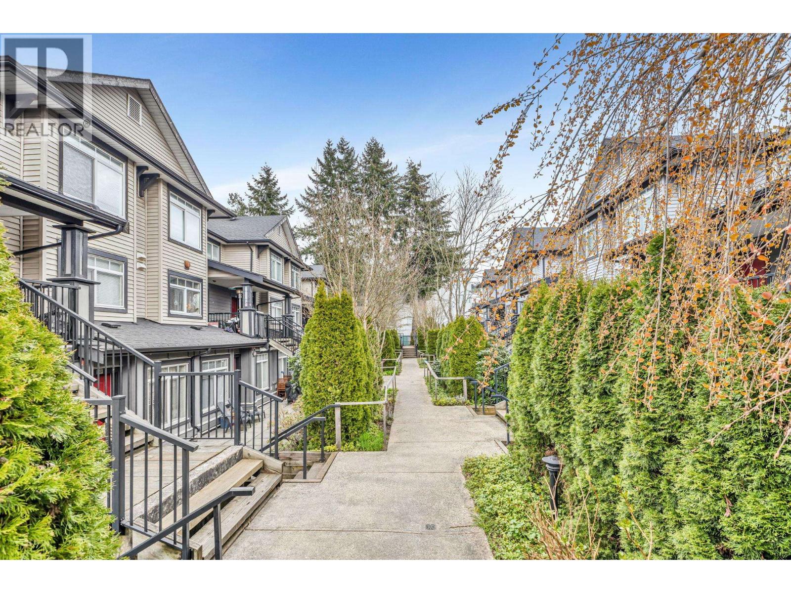 Photo 15 of 53 7428 14th Avenue, Burnaby BC