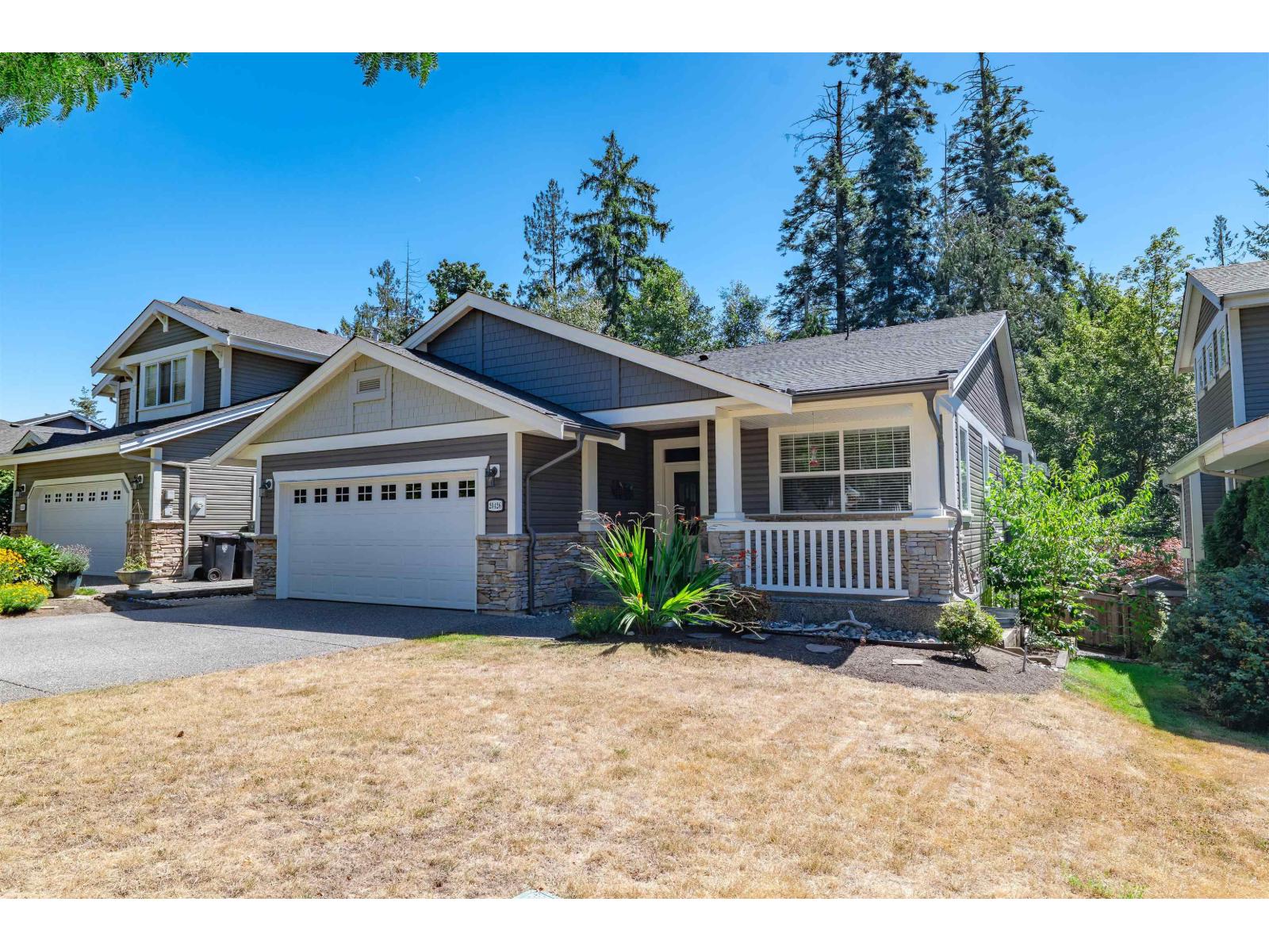 Photo 3 of 20426 67 A Avenue, Langley BC