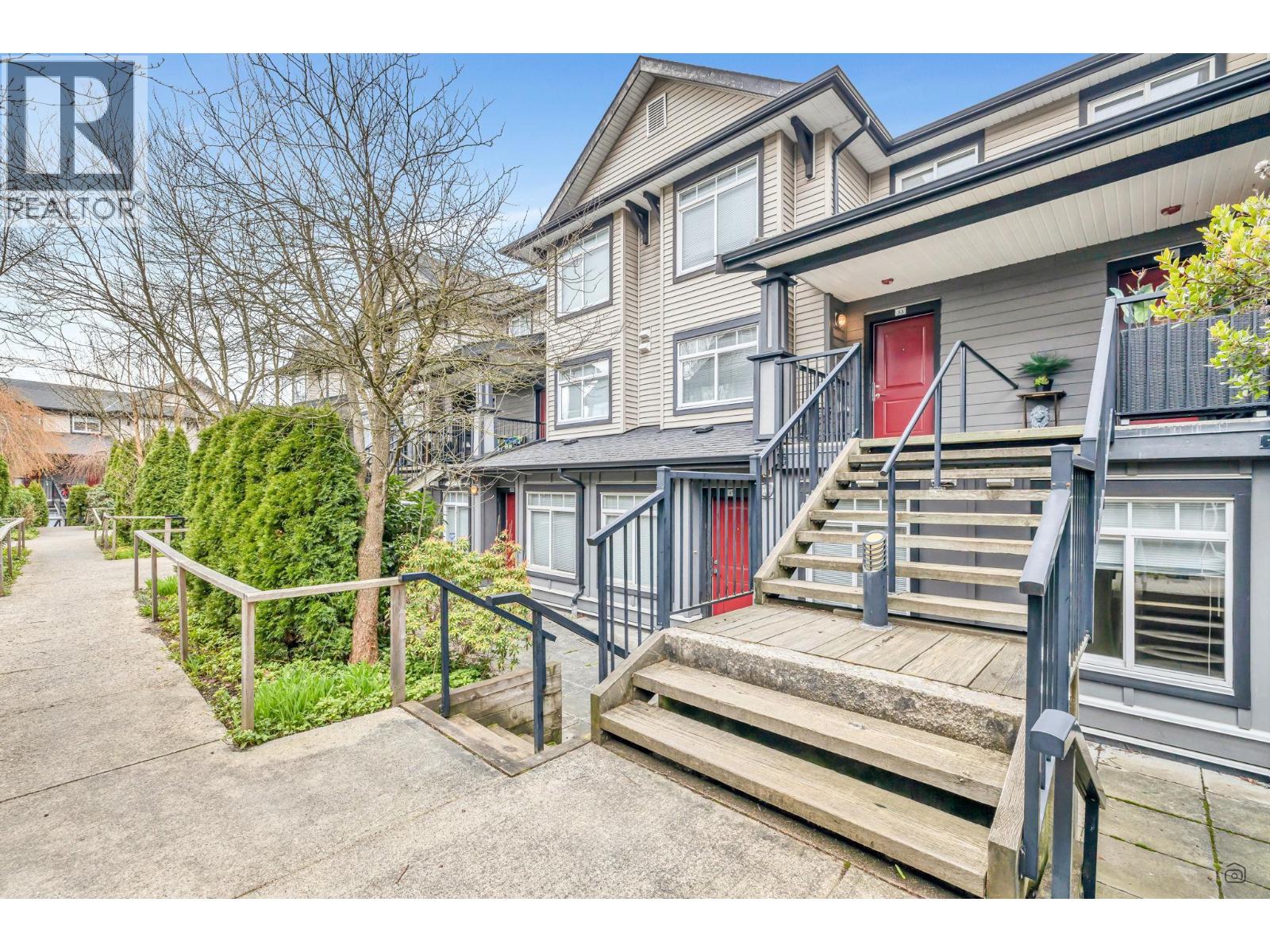 Photo 1 of 53 7428 14th Avenue, Burnaby BC