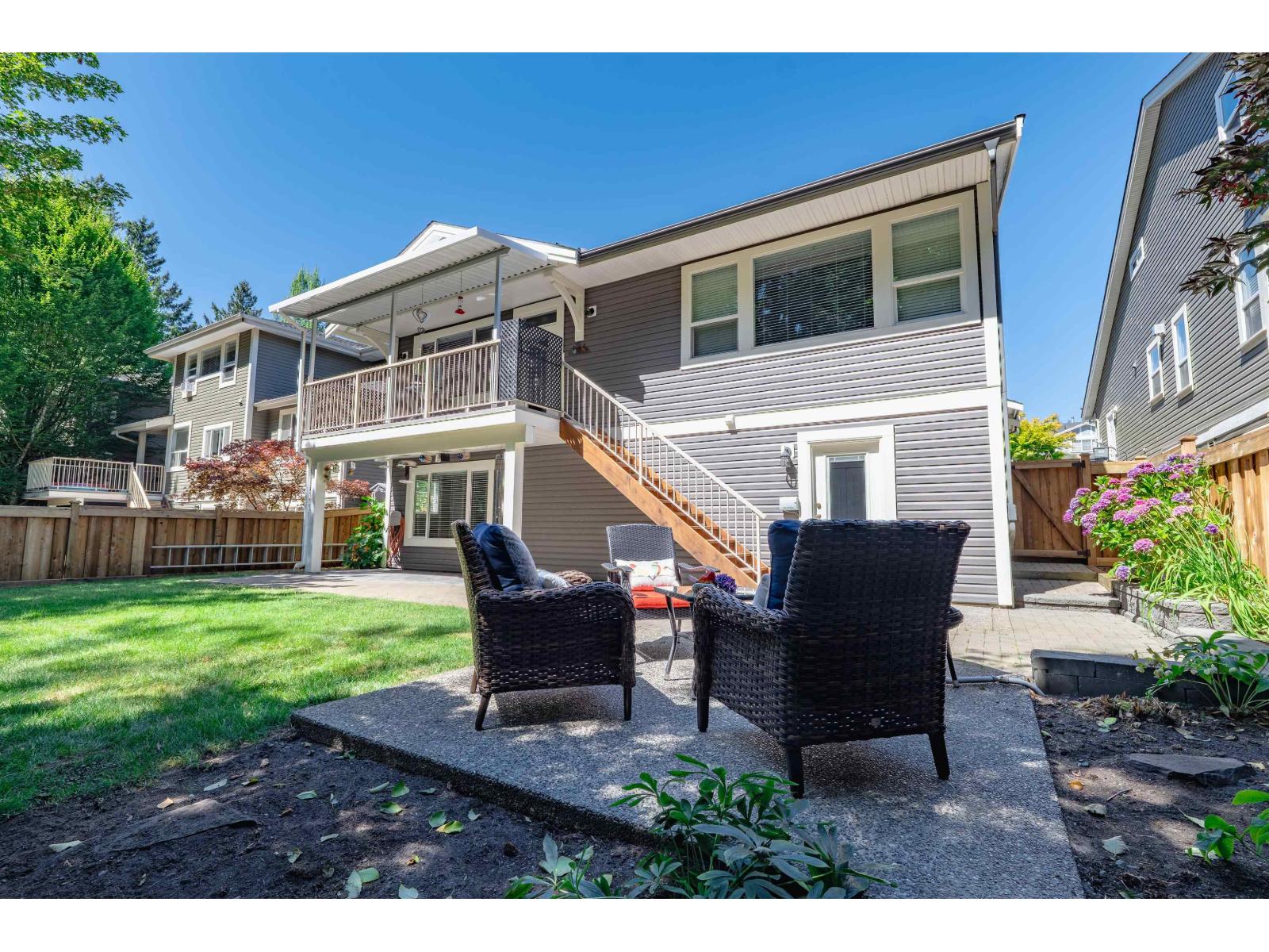 Photo 33 of 20426 67 A Avenue, Langley BC