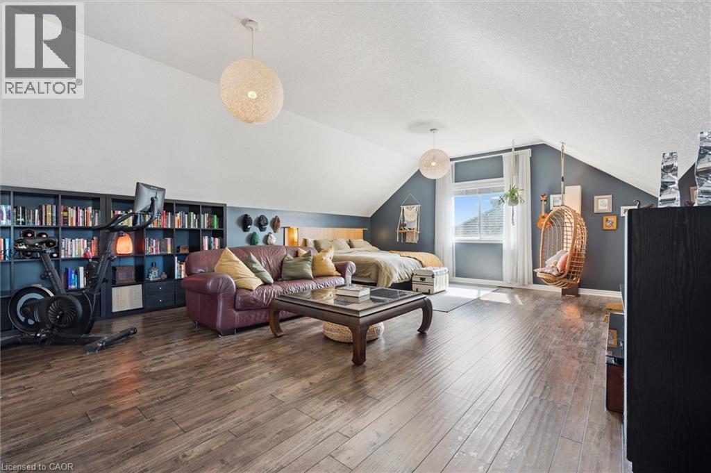 Photo 24 of 38 Amelia Street, Kitchener ON