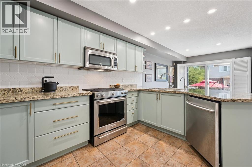 Photo 13 of 38 Amelia Street, Kitchener ON