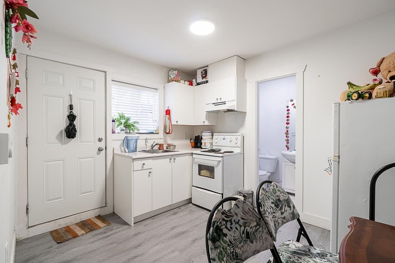 Photo 22 of 7380 Parkwood Drive, Surrey BC