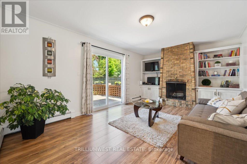 Photo 19 of 76 Lower Canada Crescent, Kitchener ON