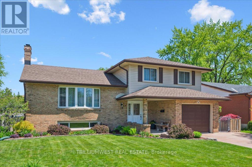 Photo 2 of 76 Lower Canada Crescent, Kitchener ON