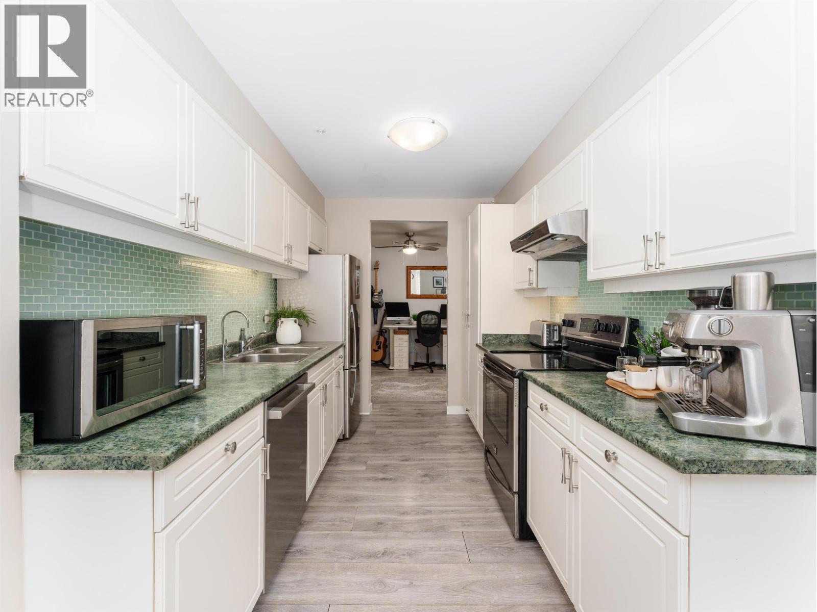 Photo 17 of 212 3690 Banff Court, North Vancouver BC