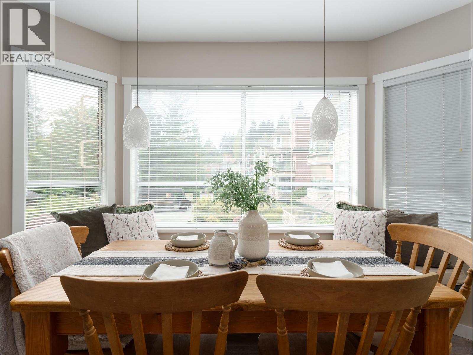 Photo 8 of 212 3690 Banff Court, North Vancouver BC