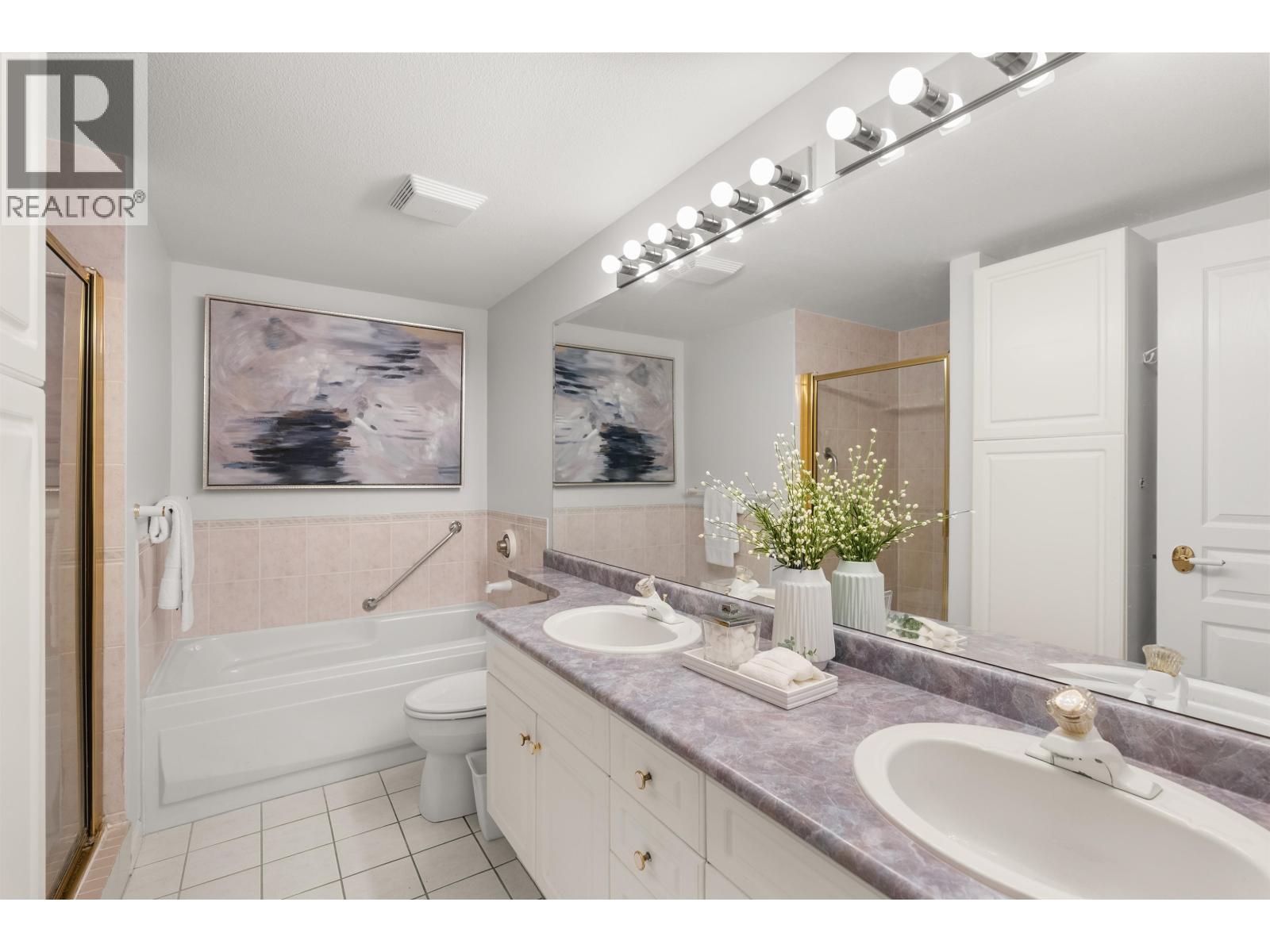 Photo 15 of 312 288 E 6th Street, North Vancouver BC