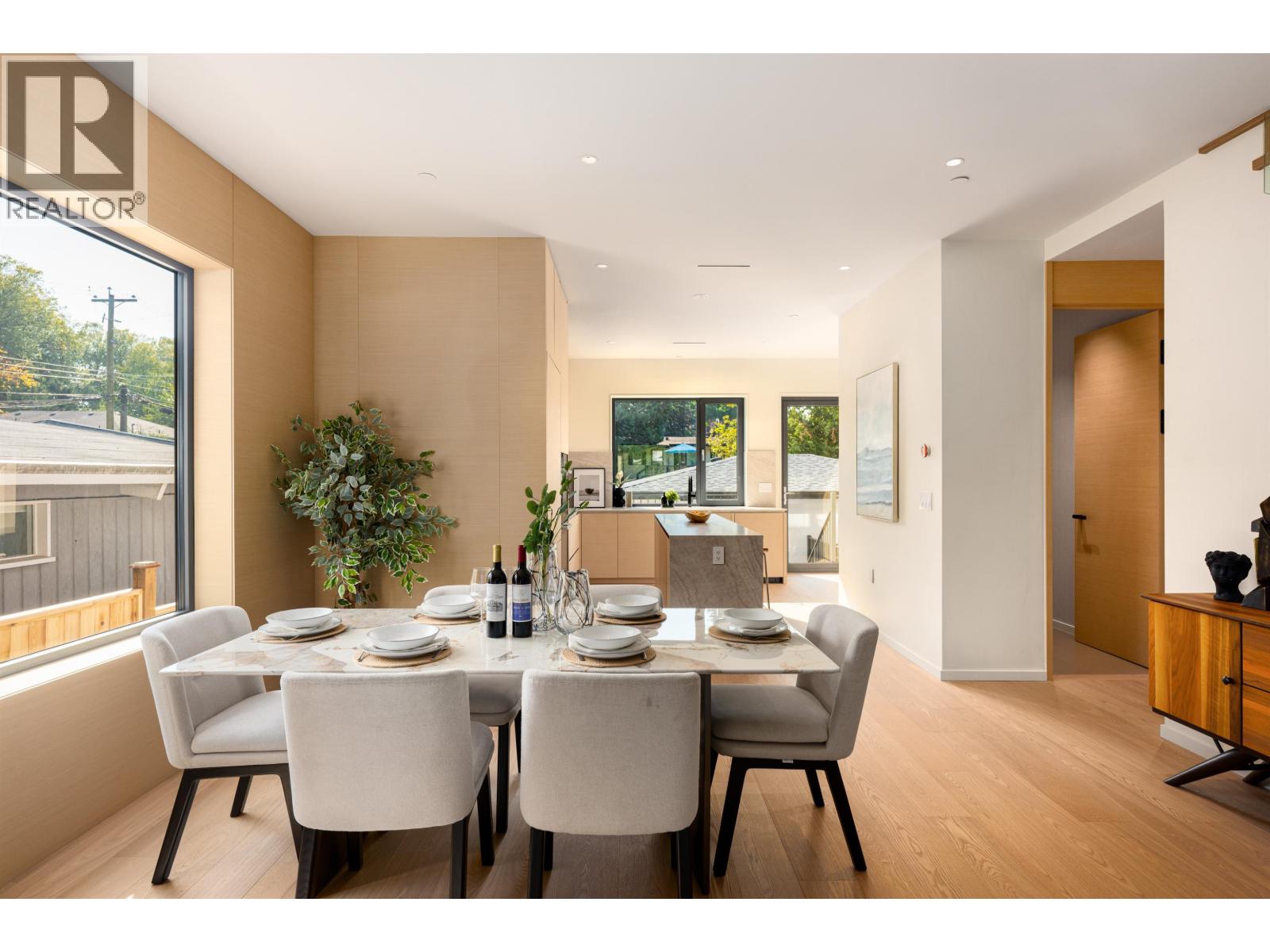 Photo 10 of 4475 Wallace Street, Vancouver BC