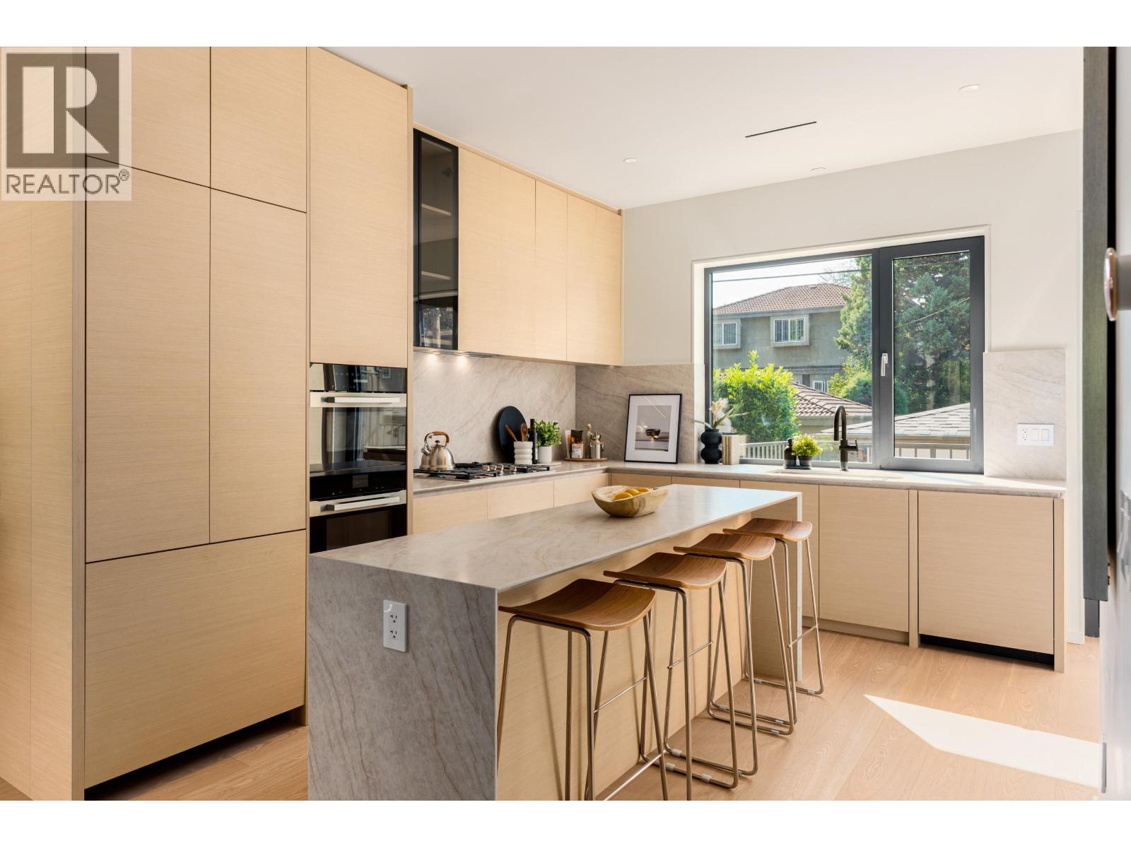 Photo 13 of 4475 Wallace Street, Vancouver BC