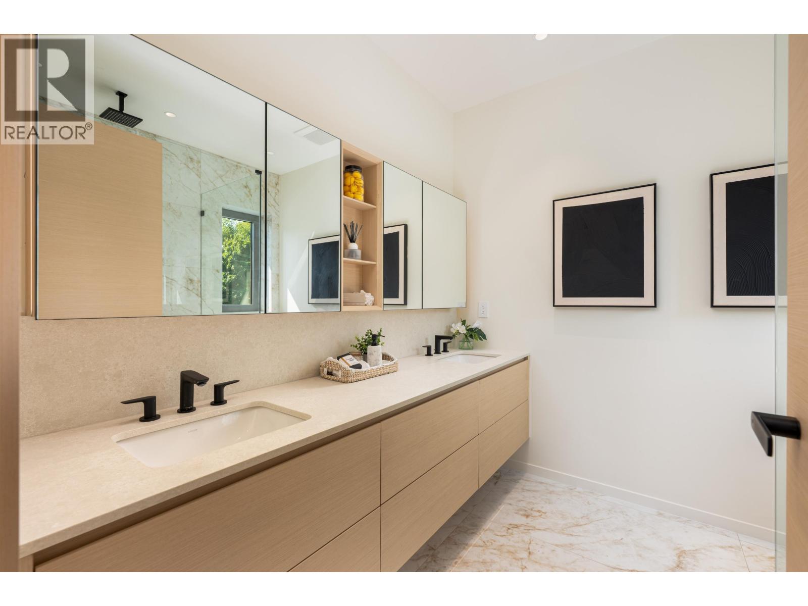Photo 21 of 4475 Wallace Street, Vancouver BC