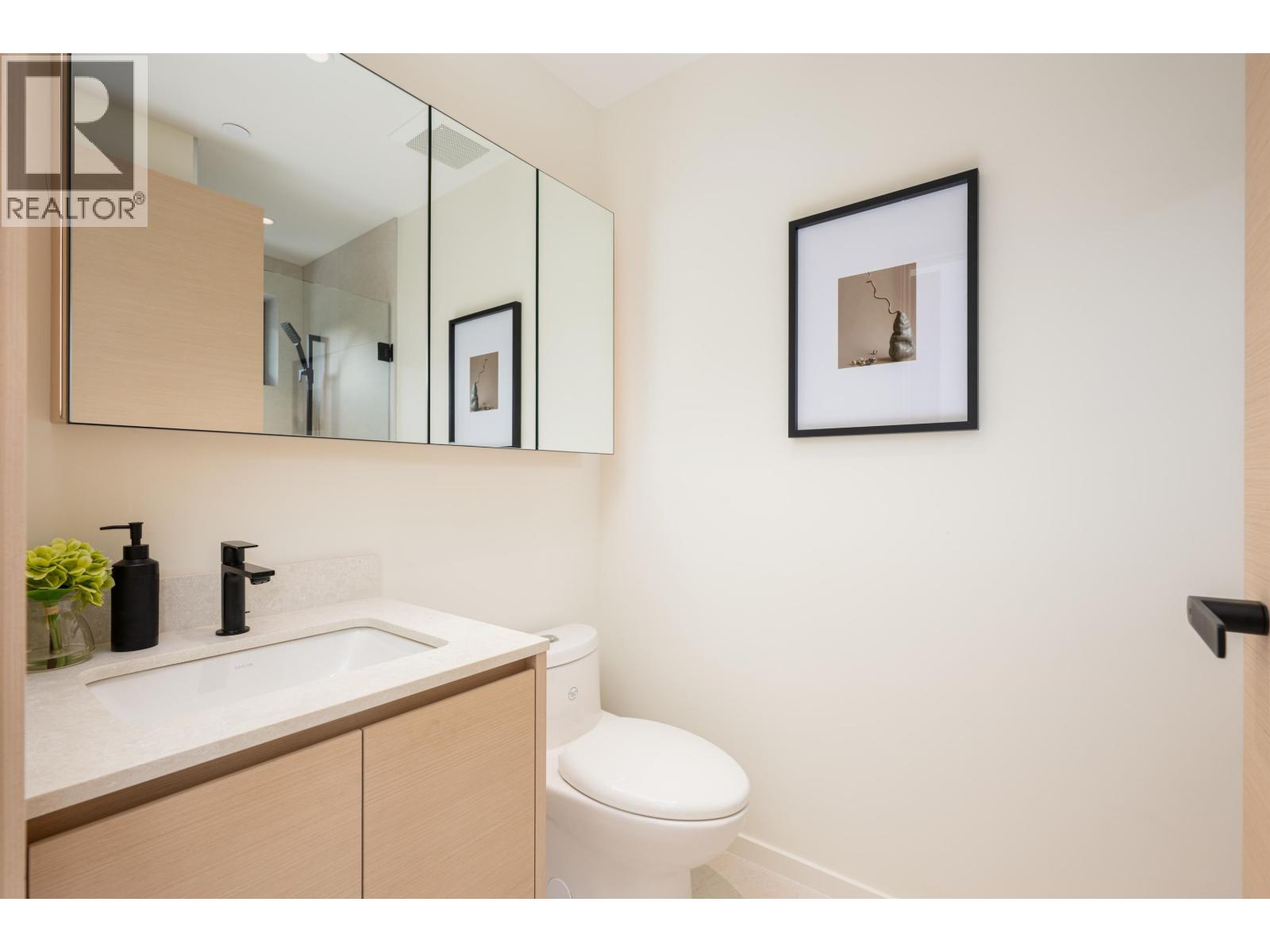 Photo 24 of 4475 Wallace Street, Vancouver BC