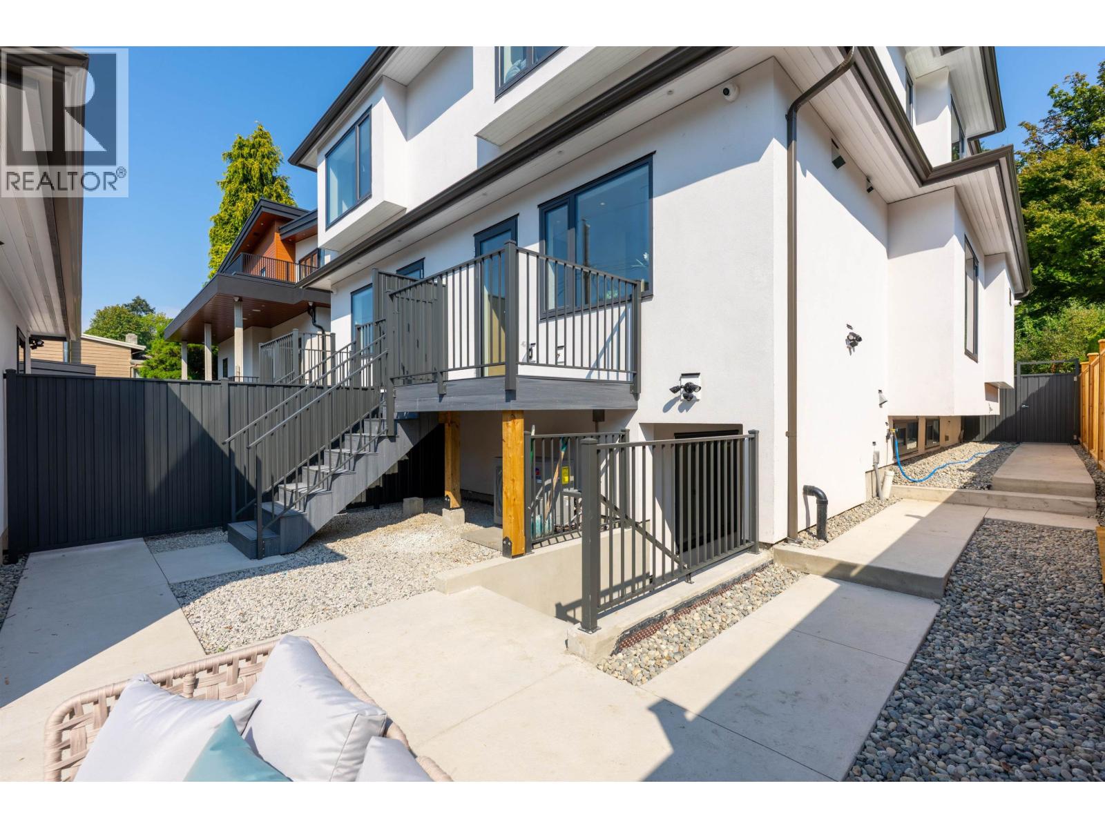Photo 29 of 4475 Wallace Street, Vancouver BC