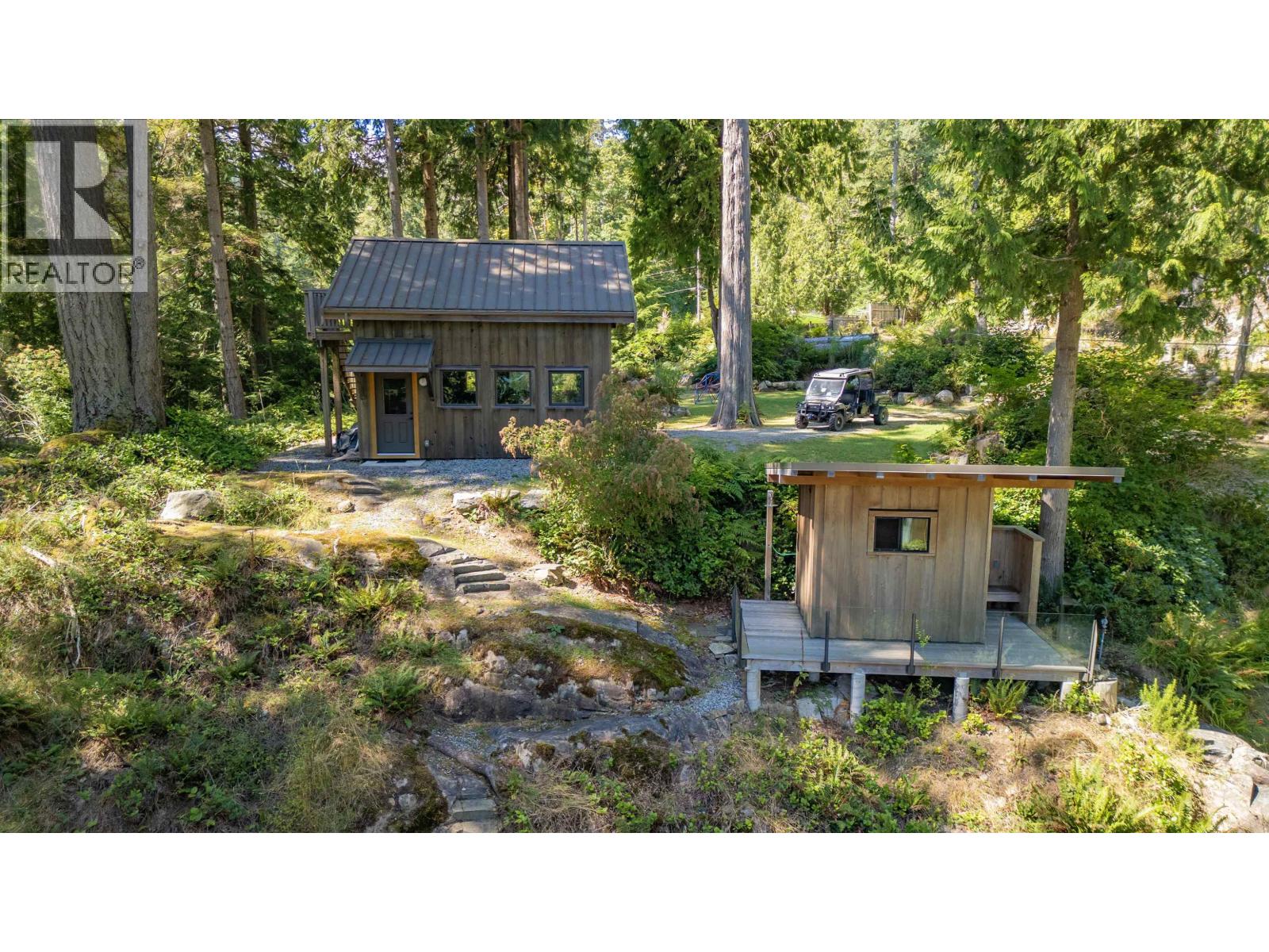 1010 TAKI-TE-SI ROAD, Gambier Island