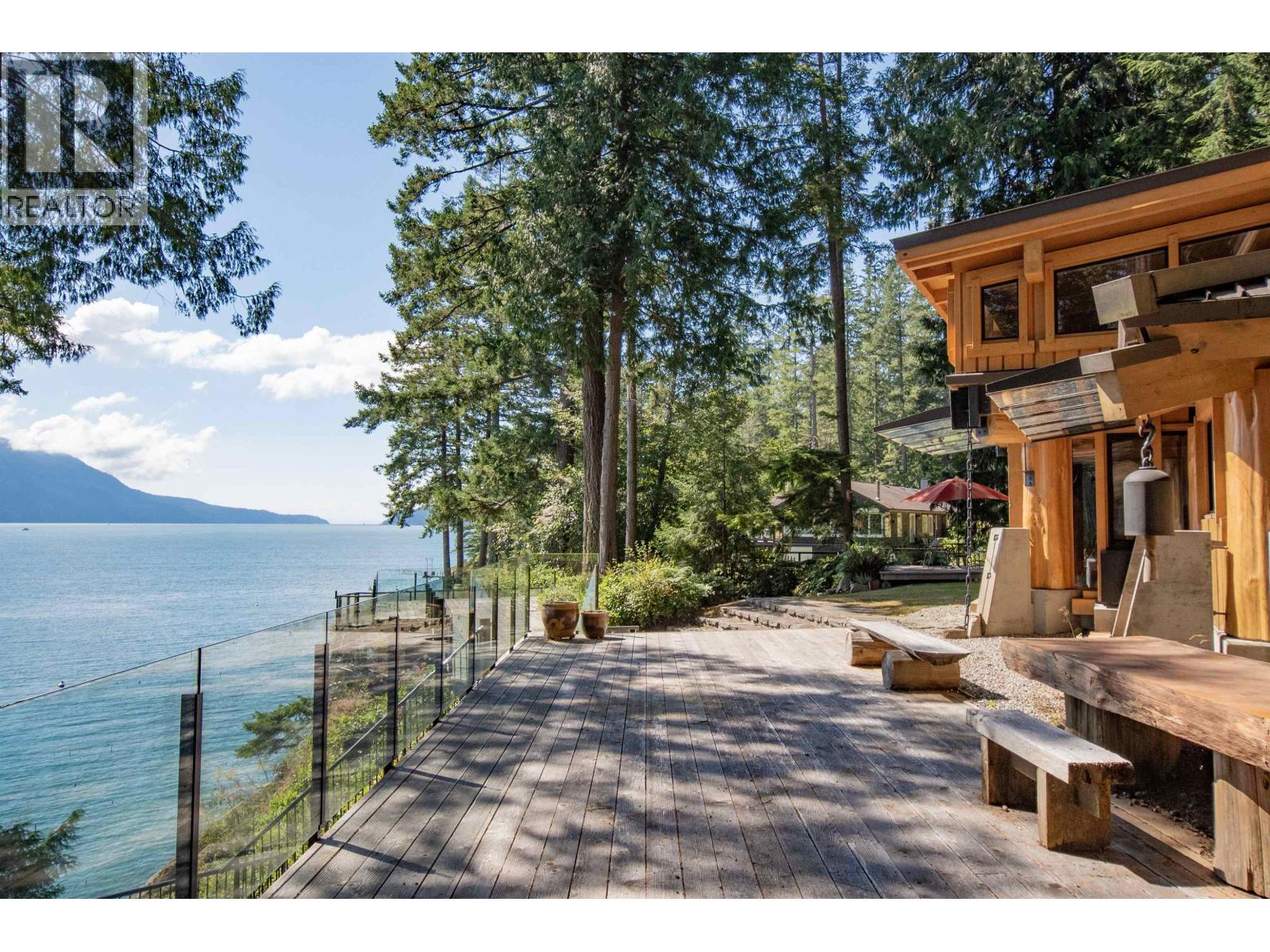 1010 TAKI-TE-SI ROAD, Gambier Island