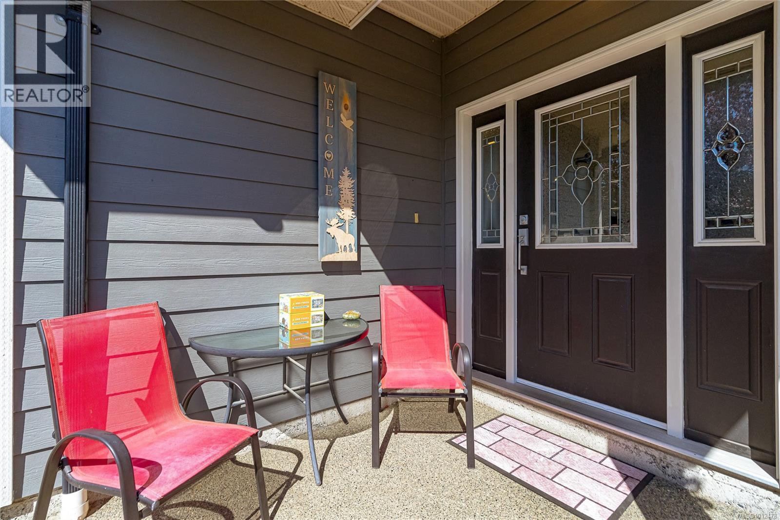 Photo 3 of 832 Pintail Pl, Langford BC