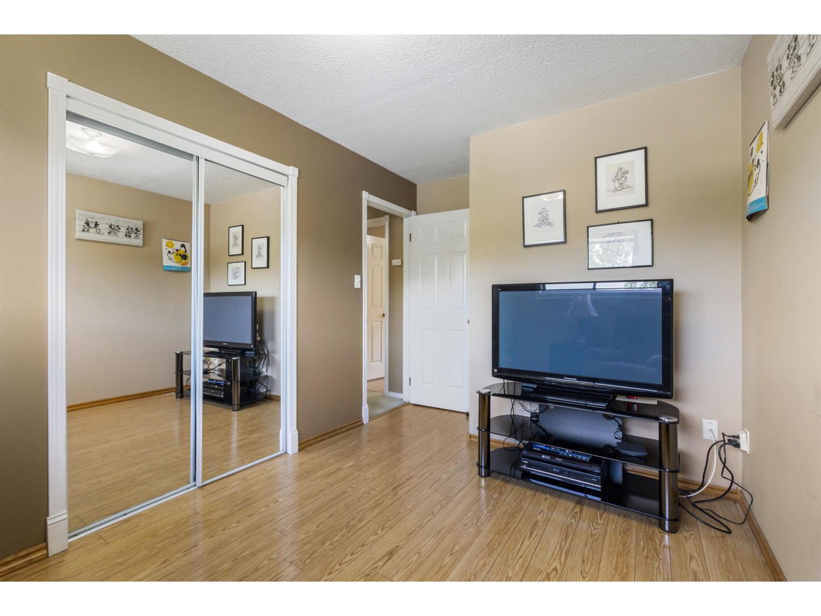 Photo 13 of 13512 Crestview Drive, Surrey BC